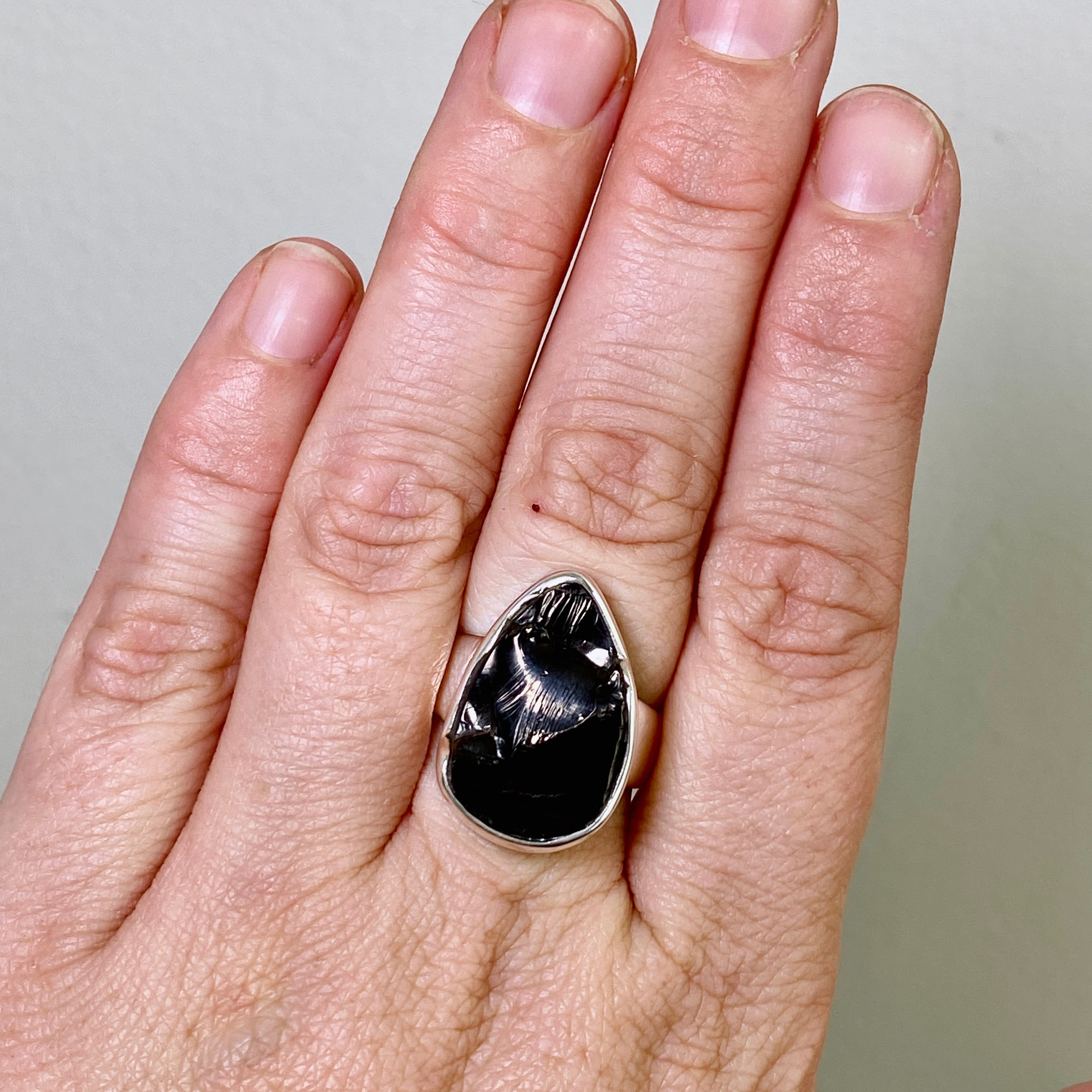 Natural Shungite Teardrop Raw Stone Ring - Size 8 for Women - PRGJ790 - Perfect for Energy Healing, Meditation & Spiritual Protection Jewelry