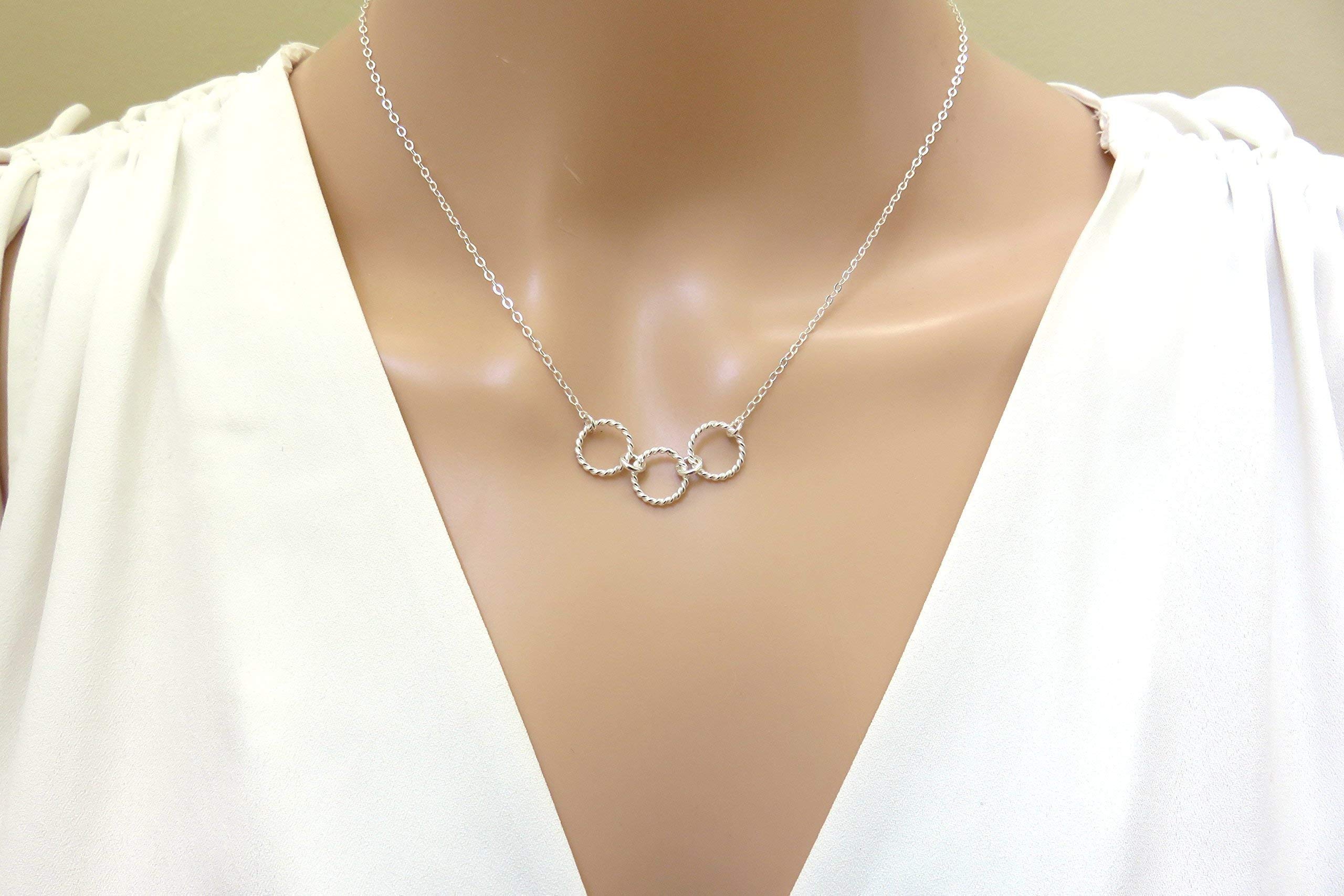 30th Birthday Gifts for Women - Elegant Three Ring Necklace Jewelry | Perfect 30th Birthday Present for Wife, Daughter, or Friend | Ideal for Anniversaries, Graduations & Special Occasions