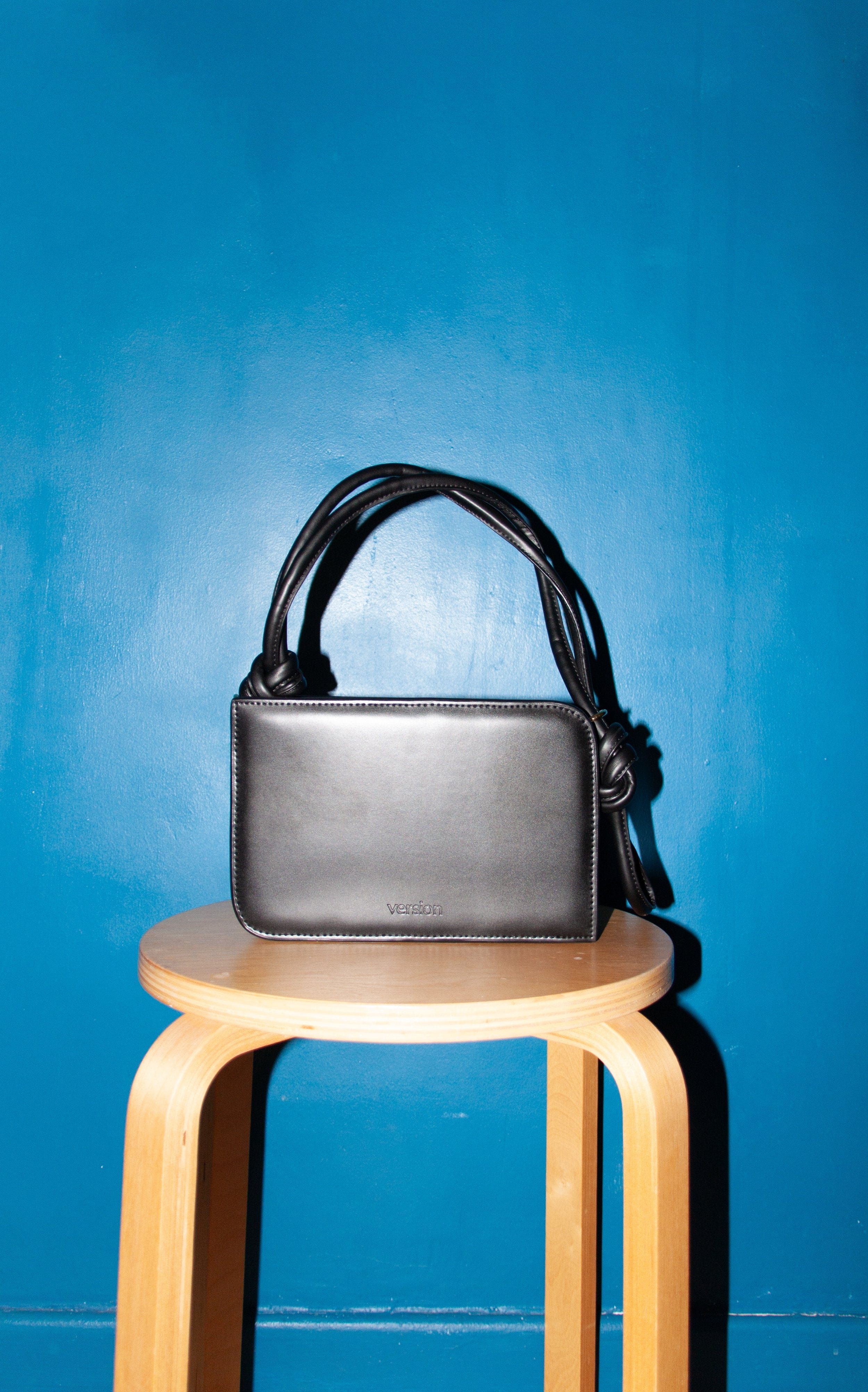 Vegan Leather Crossbody Bag for Women - Stylish & Lightweight Purse with Adjustable Strap | Multiple Colors | Perfect for Travel, Work & Everyday Use