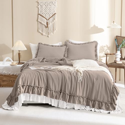 Taupe&white