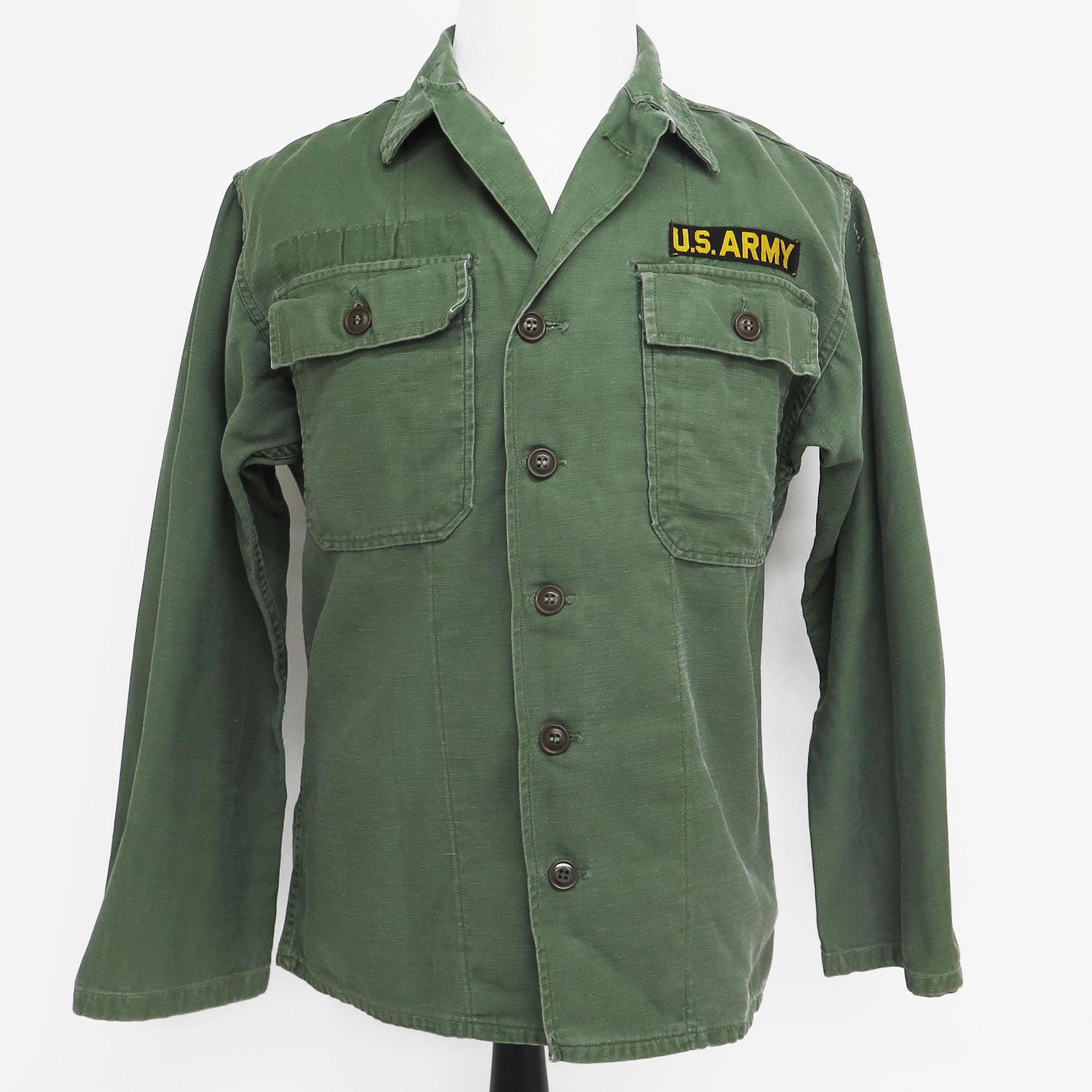 Vintage US Army Utility Shirt P58 - 1960s Vietnam War Era Military Uniform - Small Size - Authentic Military Surplus for Collectors & Reenactments - Perfect for Historical Events, Cosplay & Outdoor Adventures