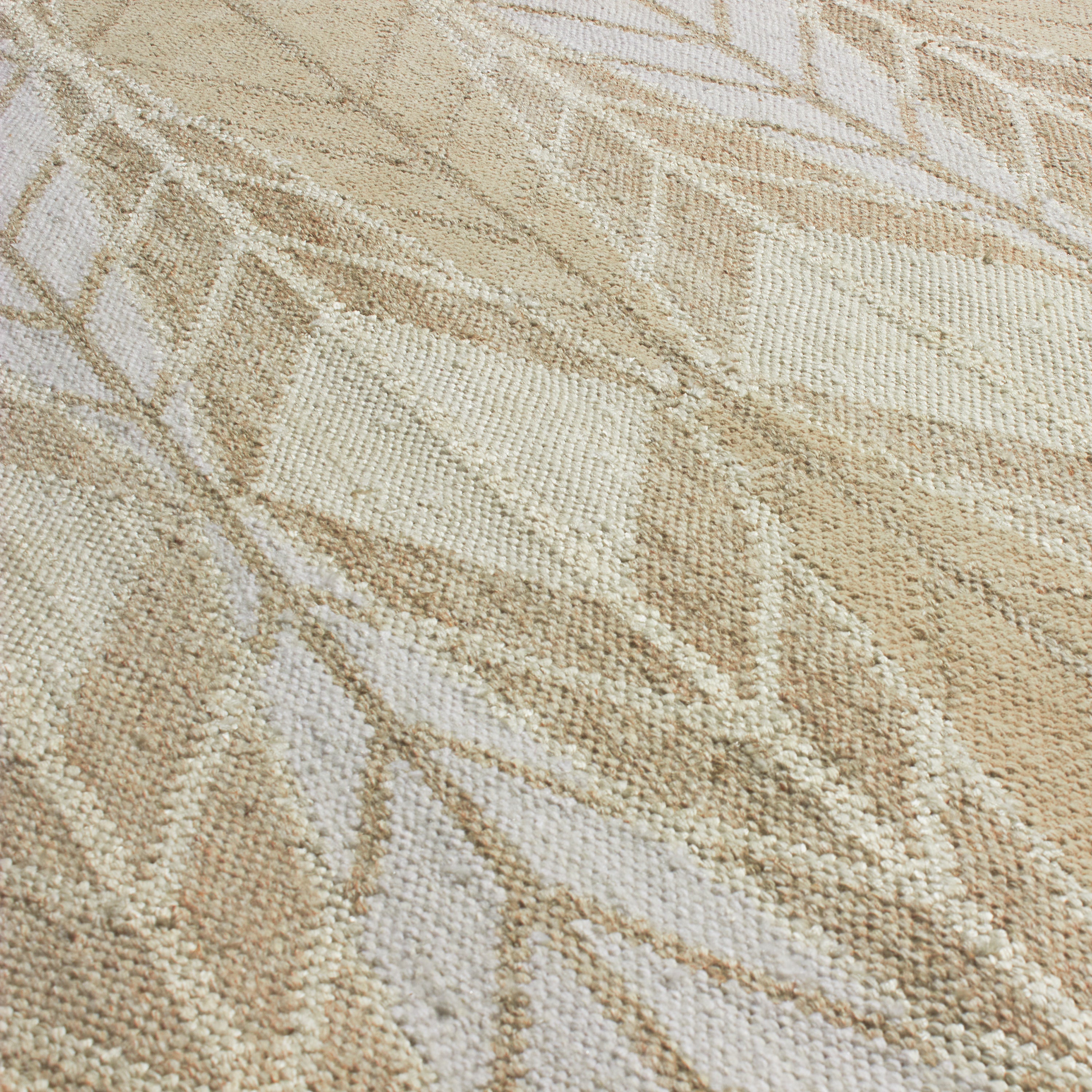 Arvika Ivory - Elegant and Timeless Home Decor for Living Room, Bedroom, or Office - Perfect for Adding a Touch of Sophistication to Any Space