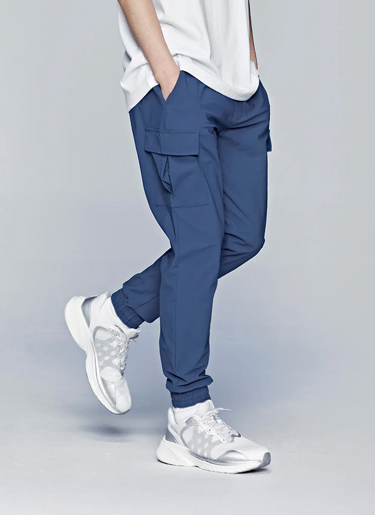 Comfortable Cargo Joggers for Men & Women - Stretchable Athletic Pants with Pockets - Perfect for Running, Gym, Travel & Casual Wear