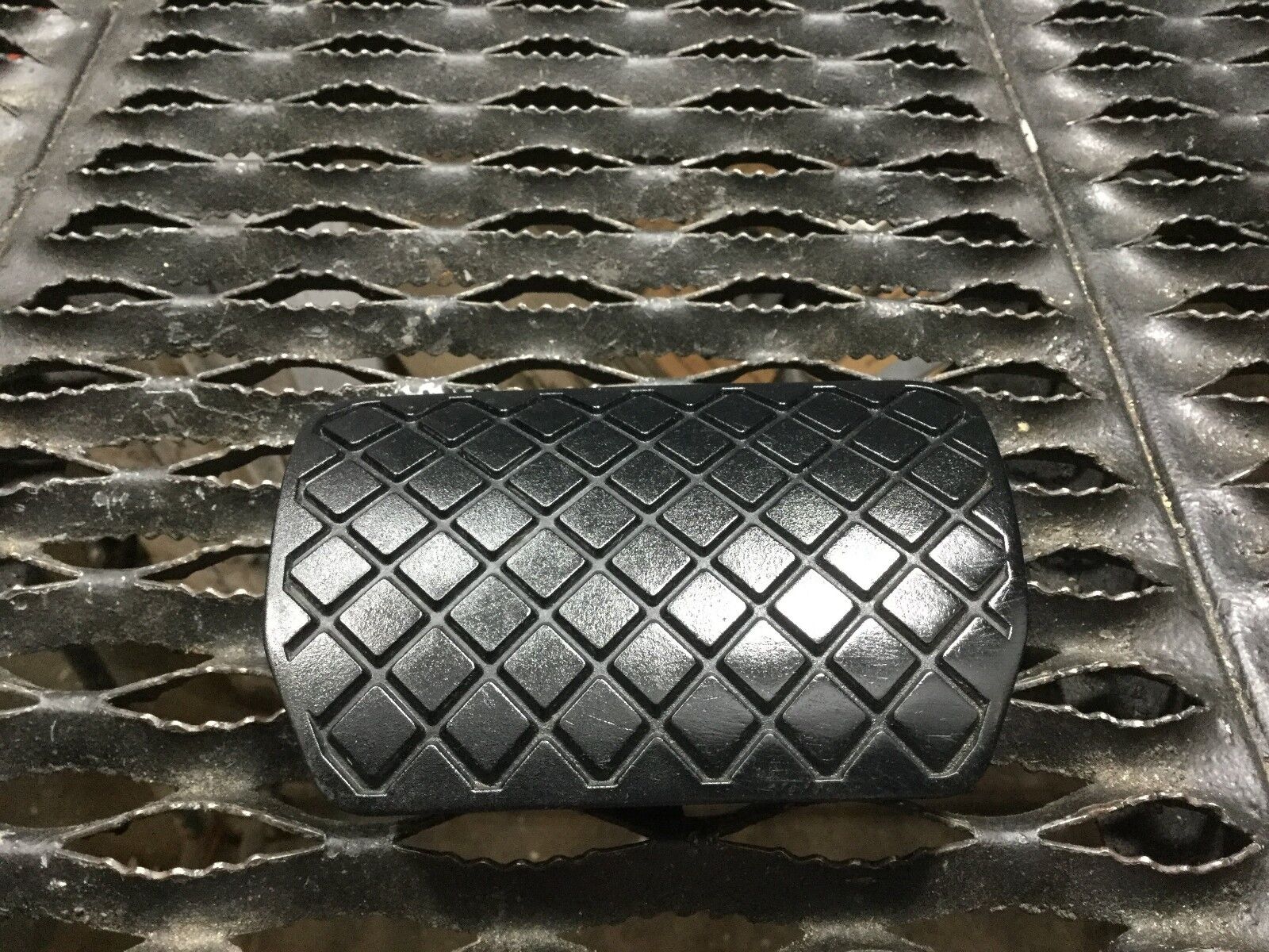 05-08 Audi A4 Brake Pedal Cover - OEM Replacement Part - Perfect for Car Upgrades & DIY Installations