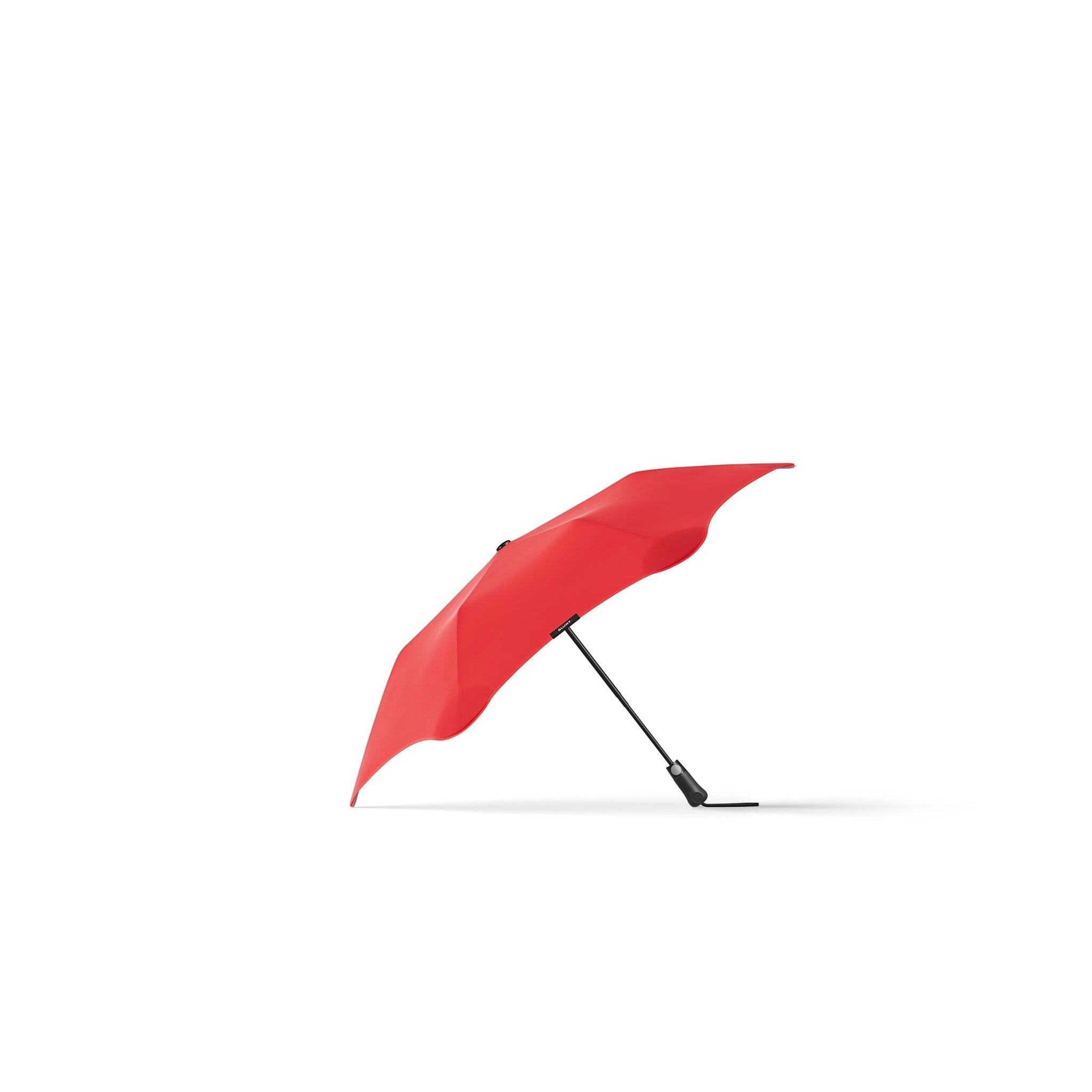 BLUNT Metro Collapsible Compact Umbrella - Windproof Travel Umbrella with Automatic Open/Close, Perfect for Commuting, Walking & Outdoor Activities (Red)