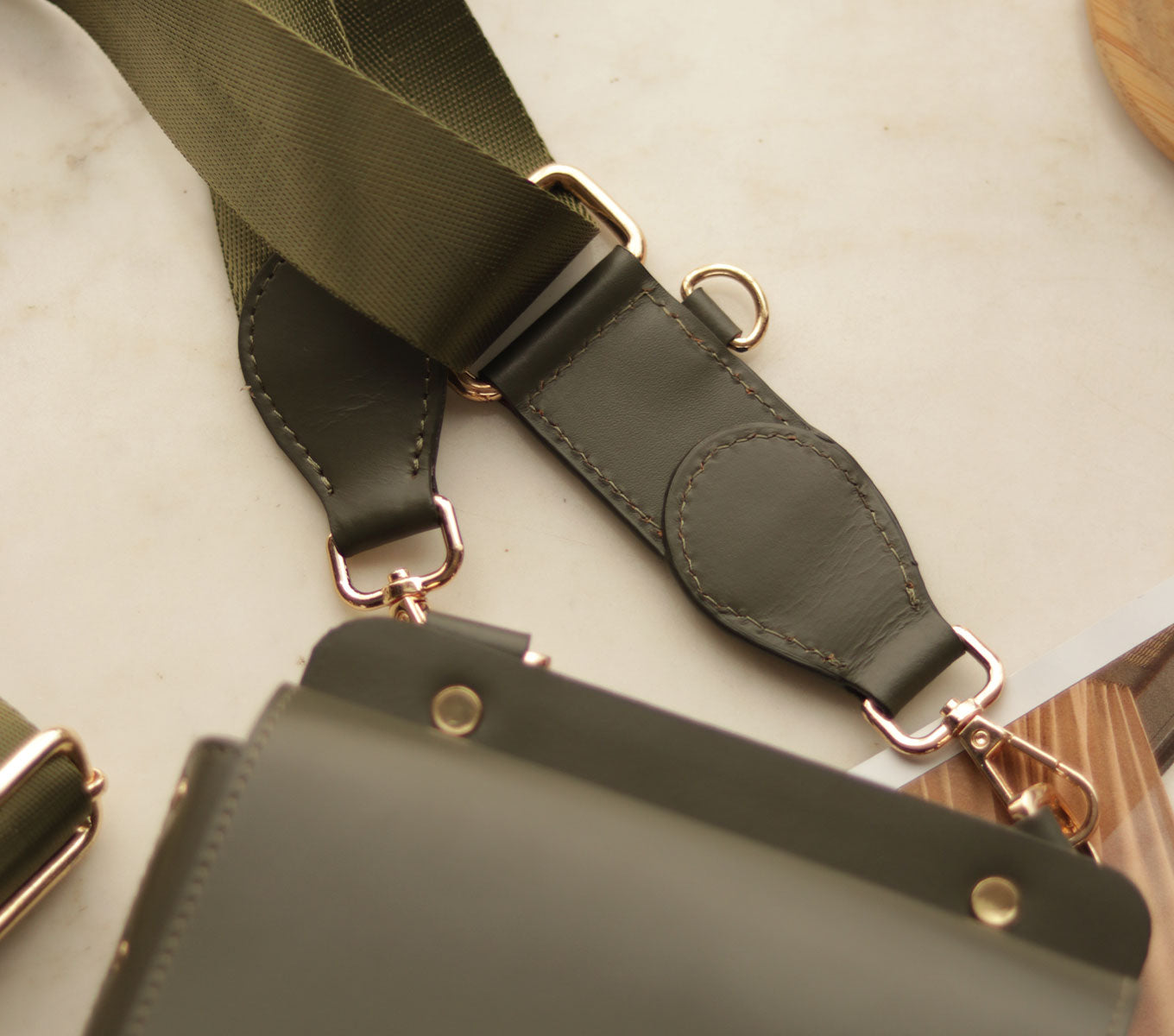 Buckler Sling - Adjustable Shoulder Strap for Medieval Shields | Perfect for LARP, Cosplay & Historical Reenactment