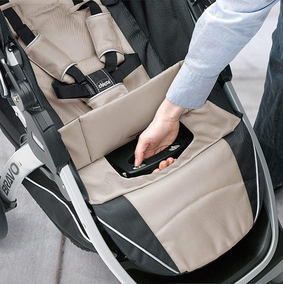 Chicco Bravo Trio Travel System - Lightweight Stroller, Infant Car Seat & Base - Lilla | Safe & Convenient Baby Travel Gear for Newborns to Toddlers | Perfect for Shopping, Travel & Daily Walks
