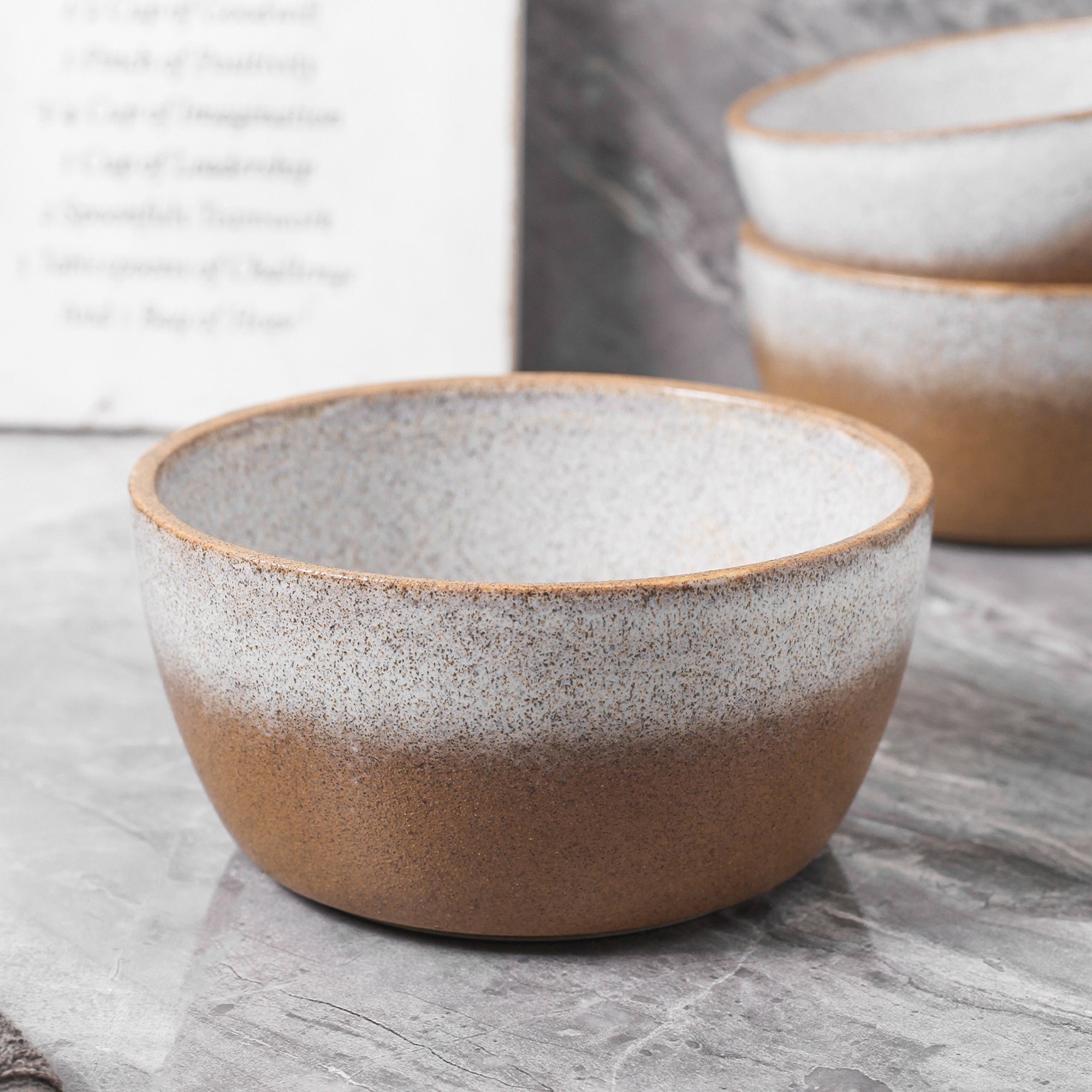Vince Stoneware Bowl - Brown Ceramic Serving Bowl for Soup, Salad & Pasta | Durable Handcrafted Dinnerware for Home & Restaurant Use