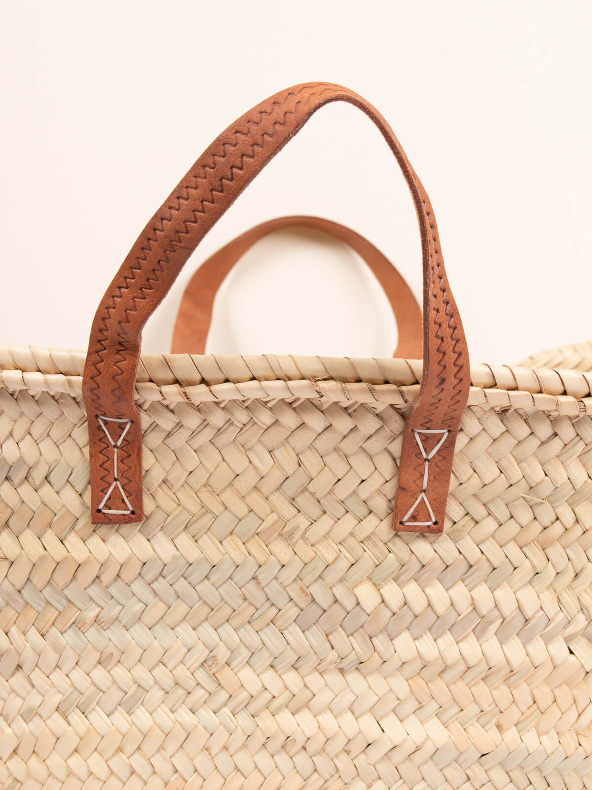 Parisienne Woven Basket Bag - Stylish Tan Handmade Tote for Women | Perfect for Beach, Picnic, and Shopping Trips