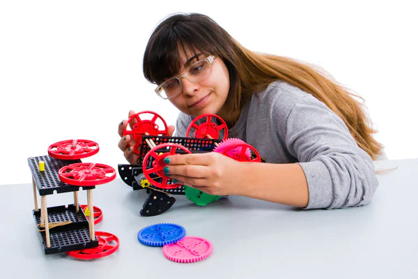 10 Pack Electric Race Car Activity Set - Fun STEM Learning Toys for Kids, Birthday Party Favors & Classroom Rewards