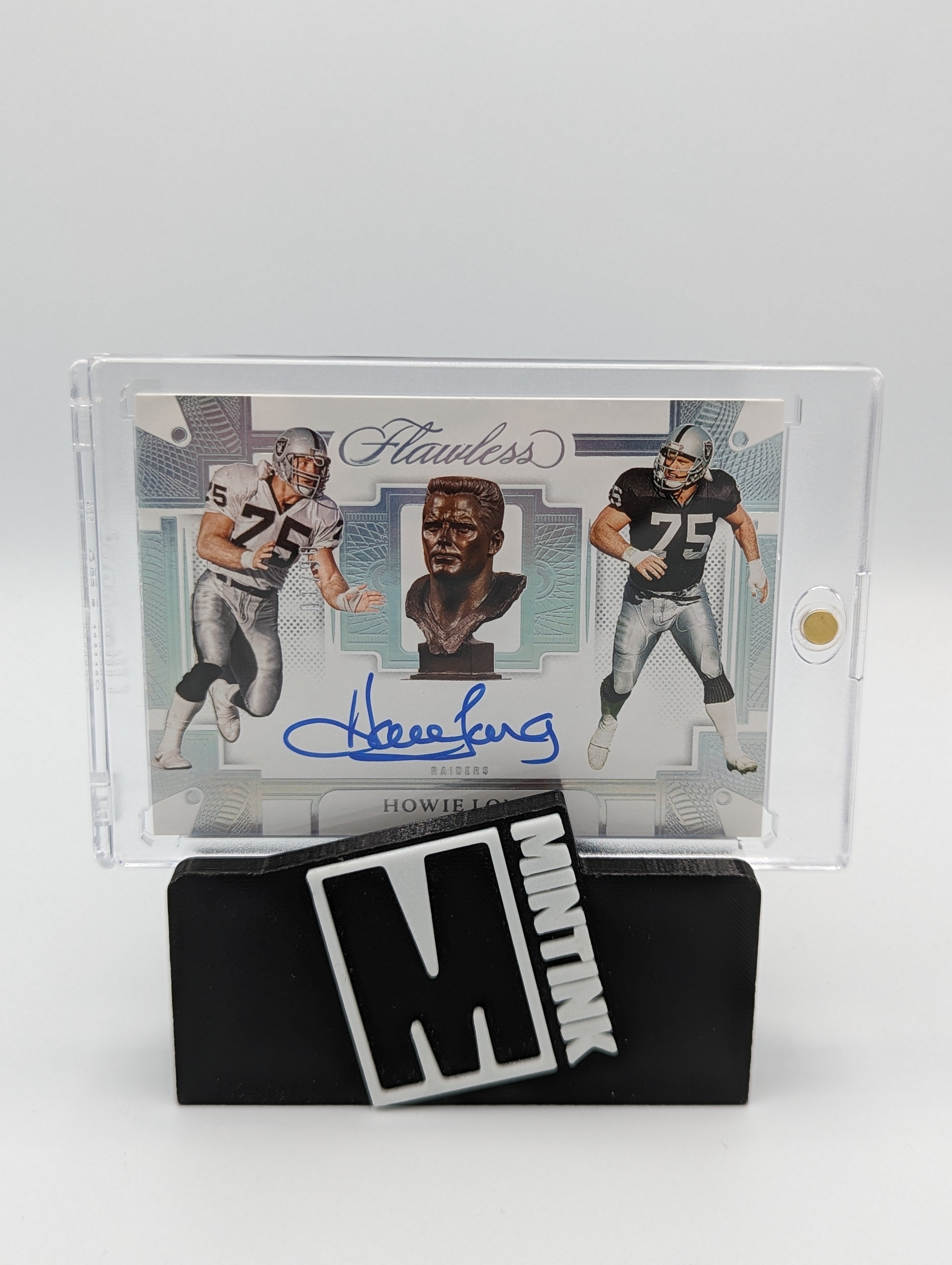 2022 Panini Flawless Hall of Fame Howie Long Autograph Card 06/10 #CP HL - Rare Football Collectible for Sports Memorabilia Enthusiasts