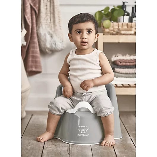 BabyBjorn Potty Chair - Best Toddler Training Toilet Seat for Boys & Girls | Comfortable & Ergonomic Design for Easy Potty Training at Home or Travel