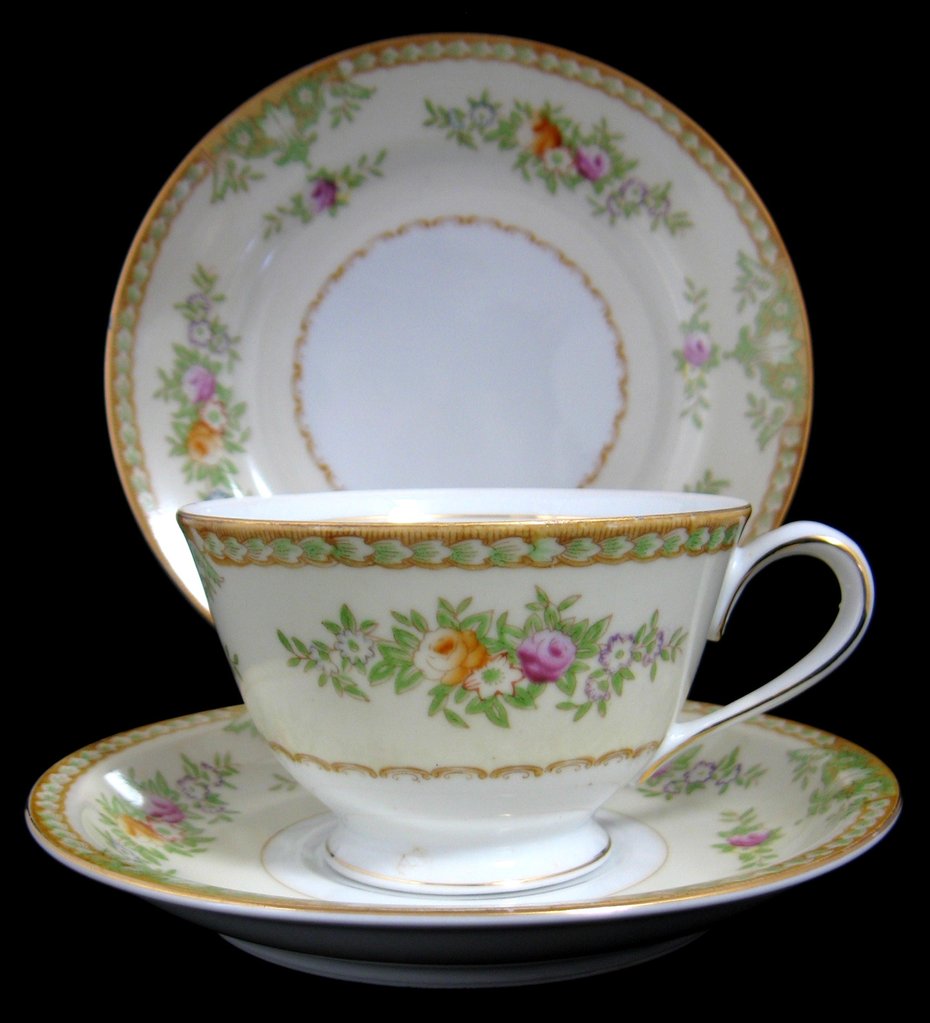 Vintage Occupied Japan Floral Tea Cup, Saucer & Plate Trio Set - Yazaka 1945-1952 - Perfect for Afternoon Tea, Collecting & Home Decor