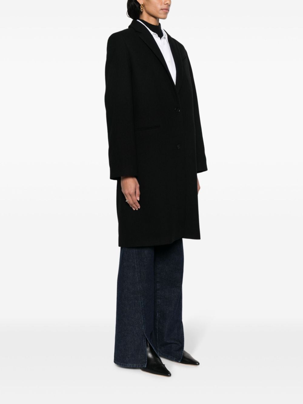 Black Closed Coats for Women & Men - Stylish Winter Outerwear for Cold Weather & Outdoor Activities
