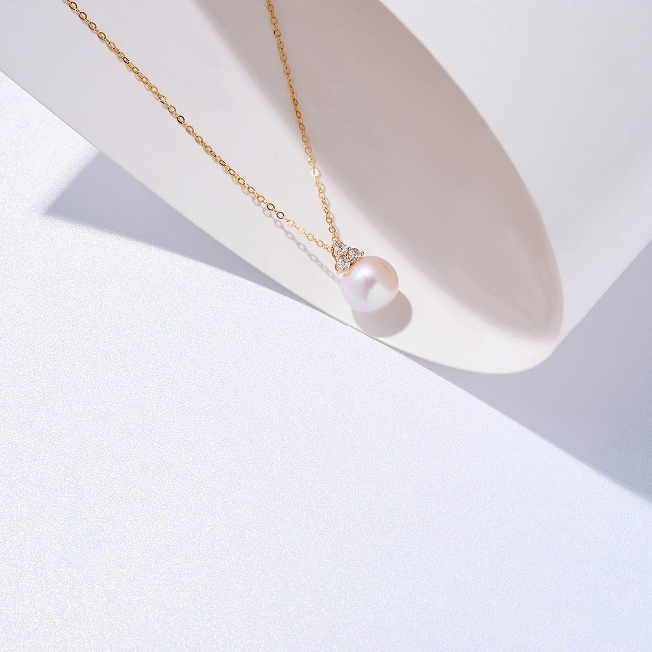 18K Solid Gold Freshwater Pearl Necklace for Women - Elegant Classic Jewelry Gift for Birthday, Anniversary & Special Occasions