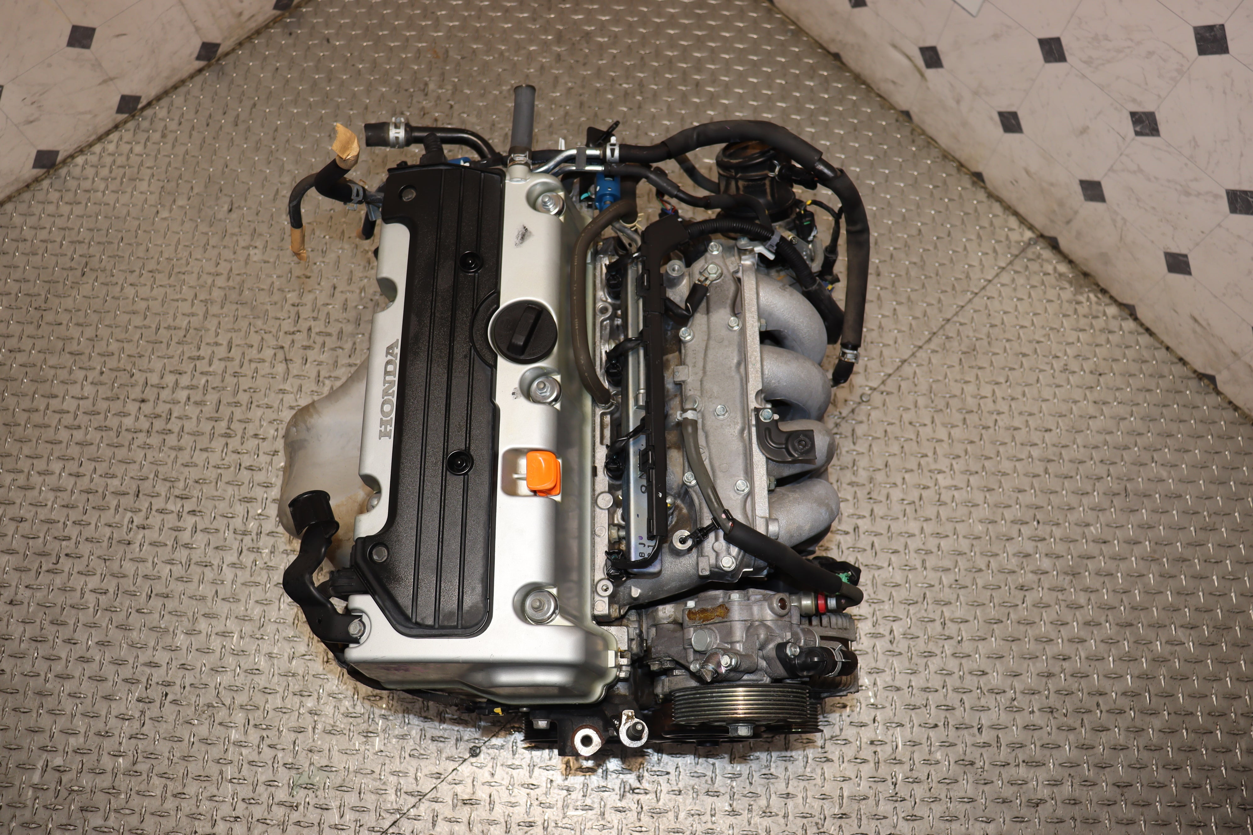 JDM K24A2 Honda Motor K24A RBB High Compression 2.4L Engine for 2004-2008 Acura TSX - Perfect for Performance Upgrades & Engine Swaps