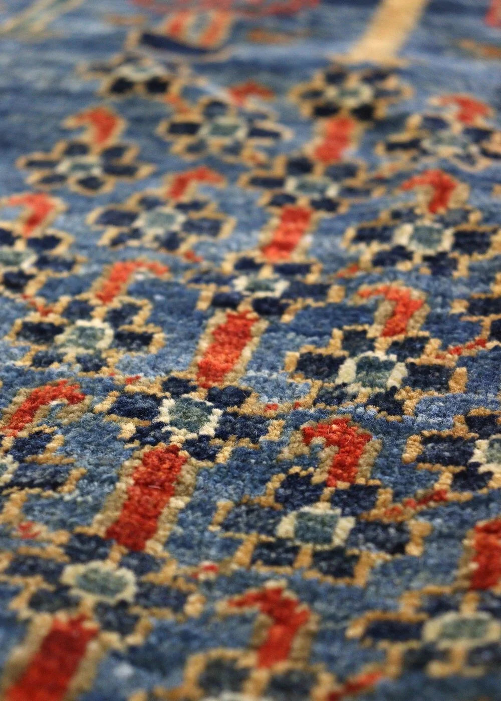 Handwoven Bakshaish Willow Tribal Rug - Authentic Persian Design, J63721 - Perfect for Boho Living Room, Bedroom, or Home Decor