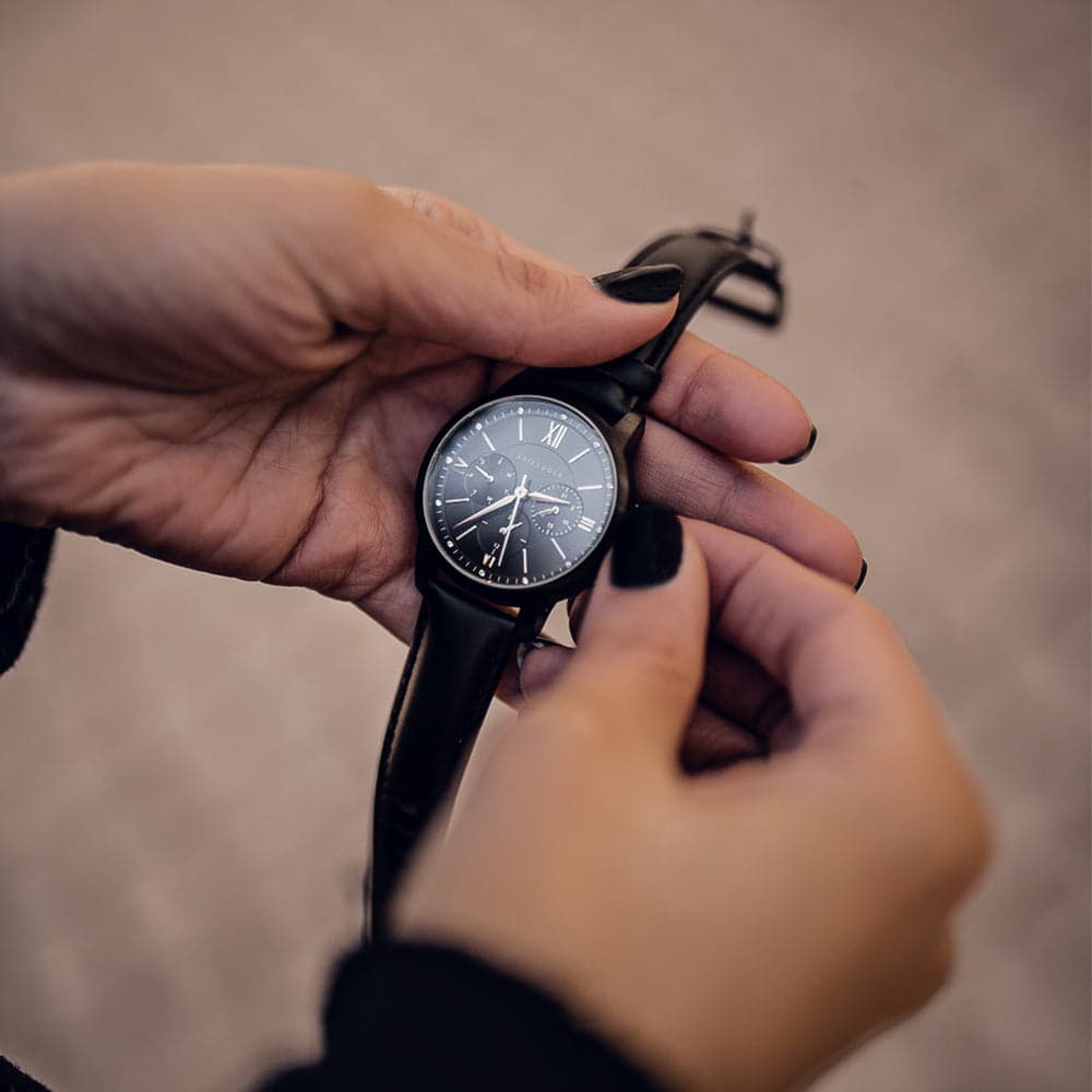 ARIES GOLD Women's Watch - Urban Eternal Black Stainless Steel Case with Black Leather Strap (Model L 1028 BKG) | Elegant Timepiece for Business, Casual Wear & Special Occasions