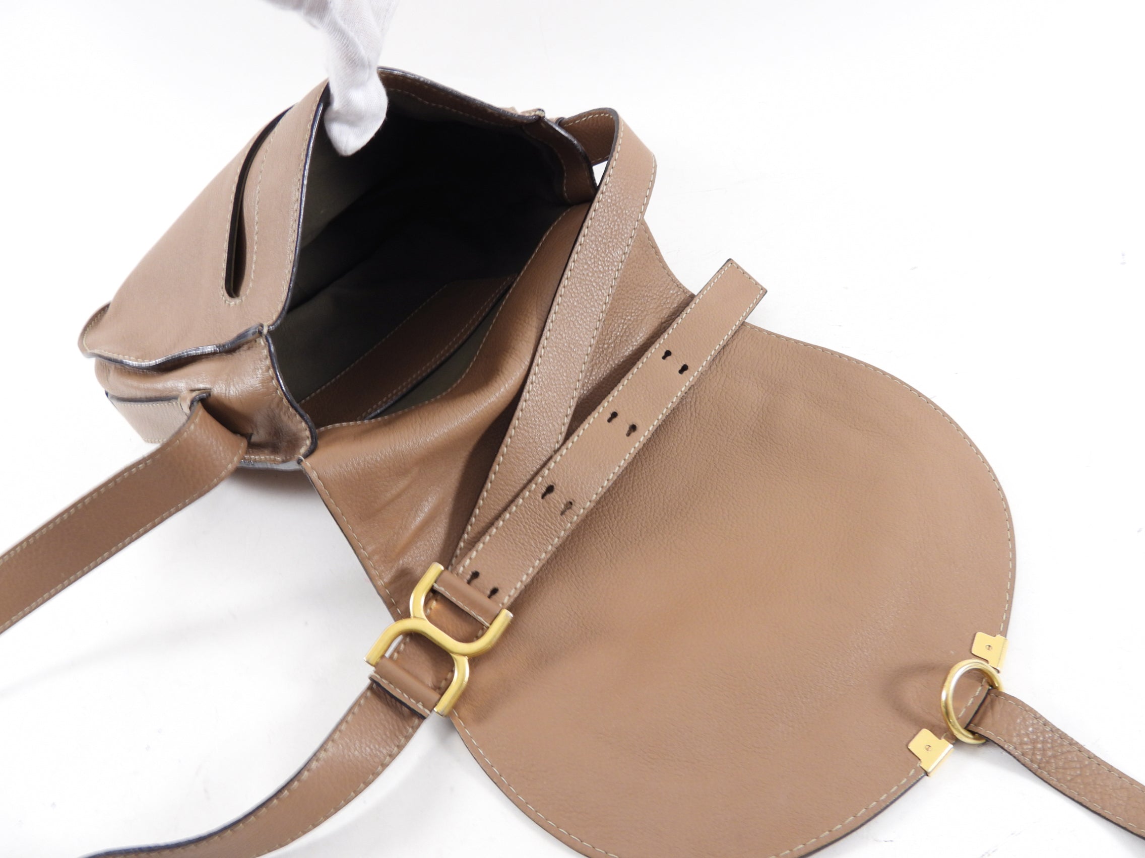 Chloe Light Brown Leather Marcie Saddle Crossbody Bag for Women - Stylish Shoulder Purse with Adjustable Strap, Perfect for Work, Travel & Everyday Use