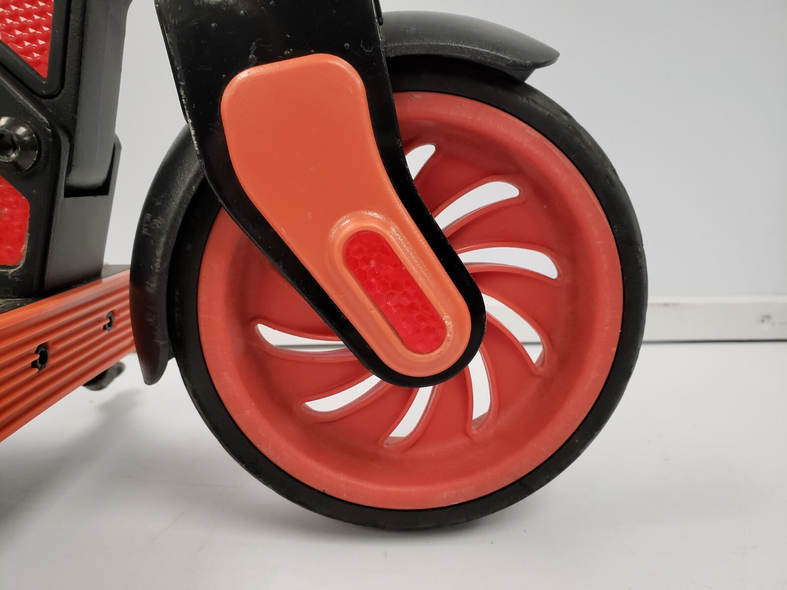 Gotrax GKS Plus Electric Scooter - Lightweight, Foldable & Portable for Commuting, Campus & Urban Travel