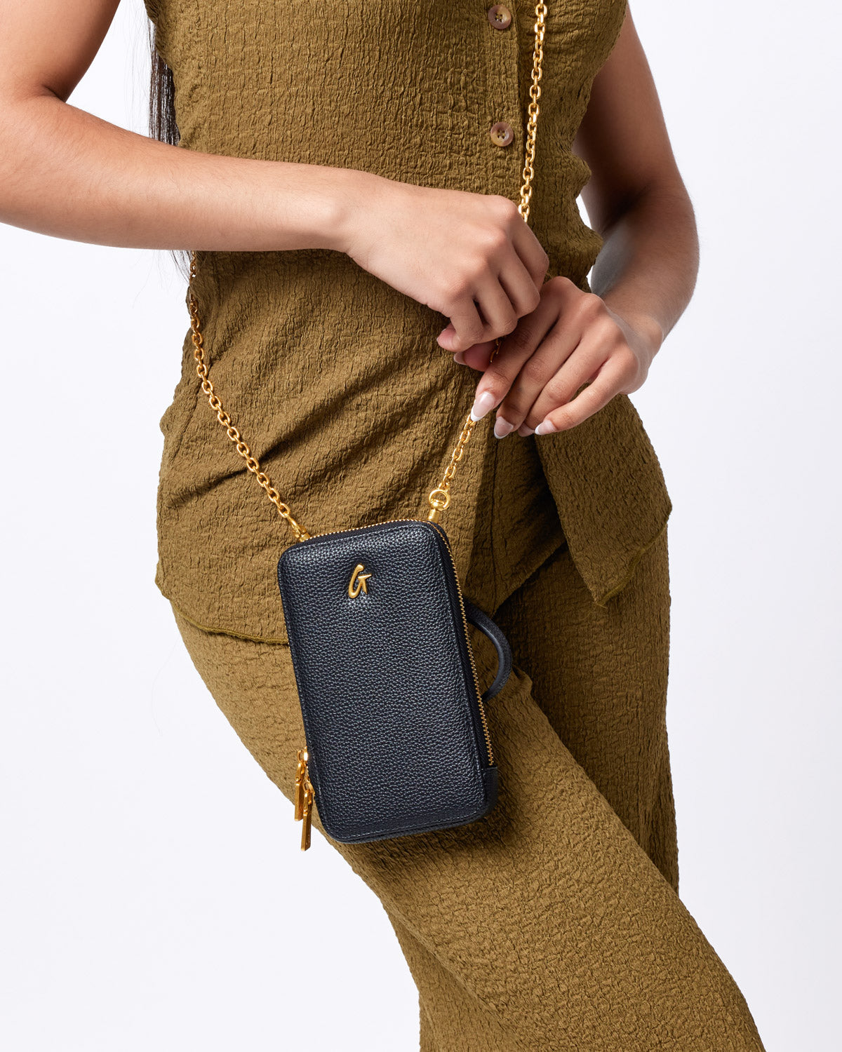 Pebble Phone Crossbody Bag - Stylish & Compact Waist Pack for Women & Men - Perfect for Travel, Shopping & Outdoor Activities - Black