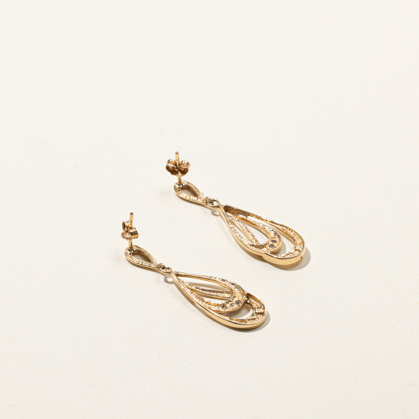 0.07ctw Diamond Dangle Earrings for Women - Elegant & Sparkling Drop Earrings for Parties, Weddings & Special Occasions