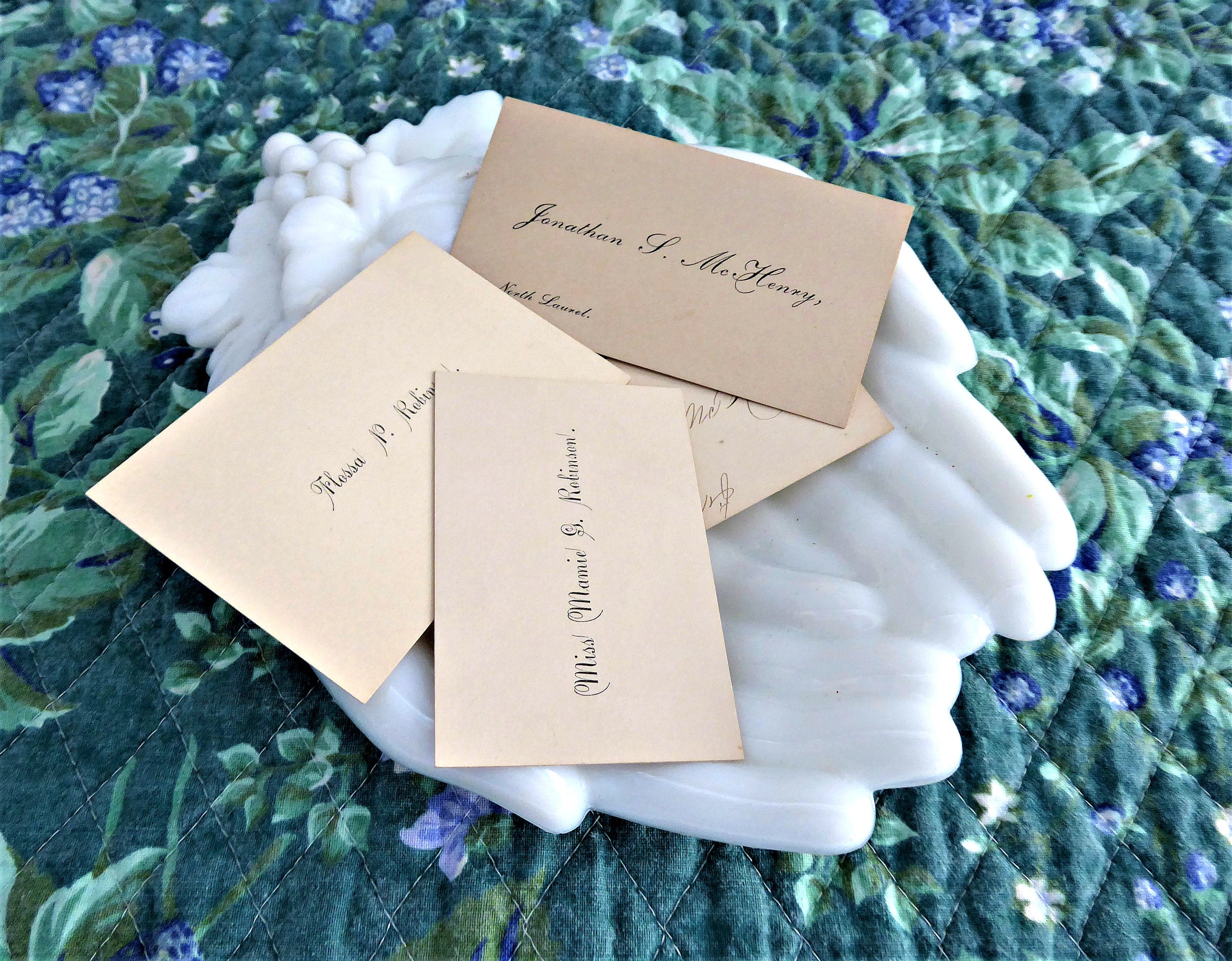 Victorian Calling Cards - Antique Visiting Cards Set of 4, 1890s Vintage Ephemera for Tea Party Decor, Gift Cards, Home Decor & Collectibles - Perfect for Victorian-Themed Events, Historical Reenactments & Unique Gifts