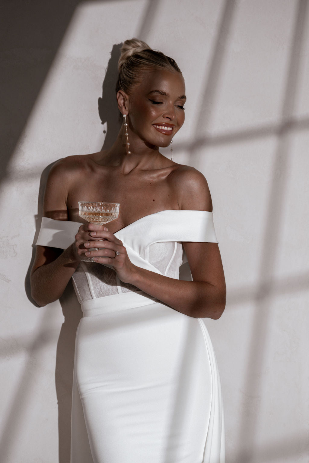 Fynn Pearl Drop Earrings - Elegant Dangle Earrings for Women, 925 Sterling Silver Pearl Jewelry - Perfect for Weddings, Parties & Special Occasions