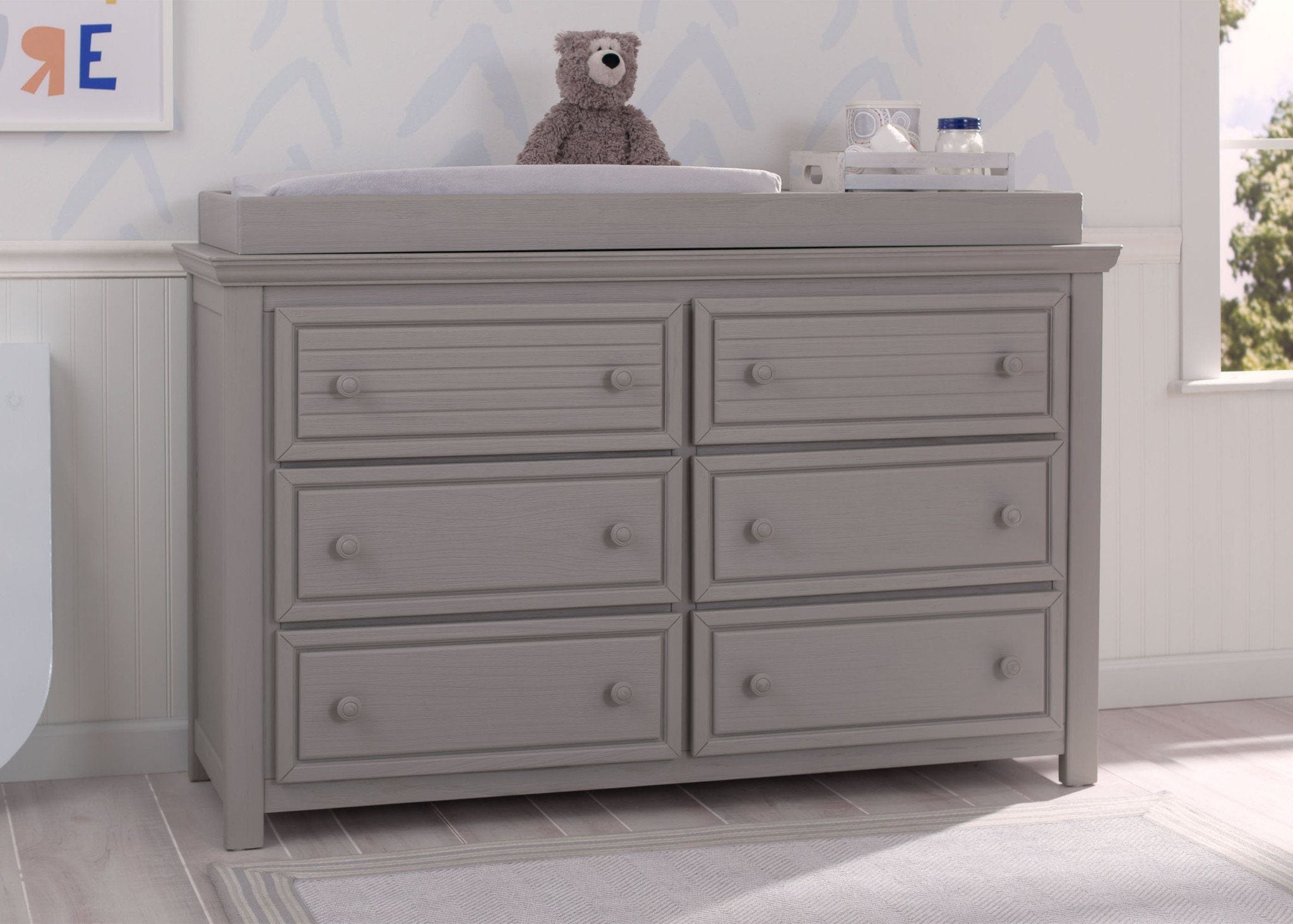 Oakmont 6 Drawer Dresser - Solid Wood Bedroom Chest of Drawers for Clothes Storage | Perfect for Master Bedroom, Guest Room & Nursery Organization