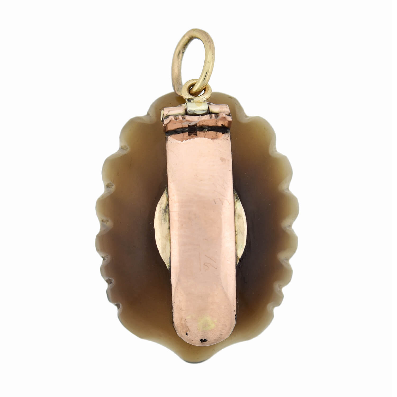 Exquisite Victorian 14K Gold Carved Agate & Diamond Seashell Pendant Necklace - Perfect for Beach Weddings, Anniversary Gifts & Vintage Jewelry Collections