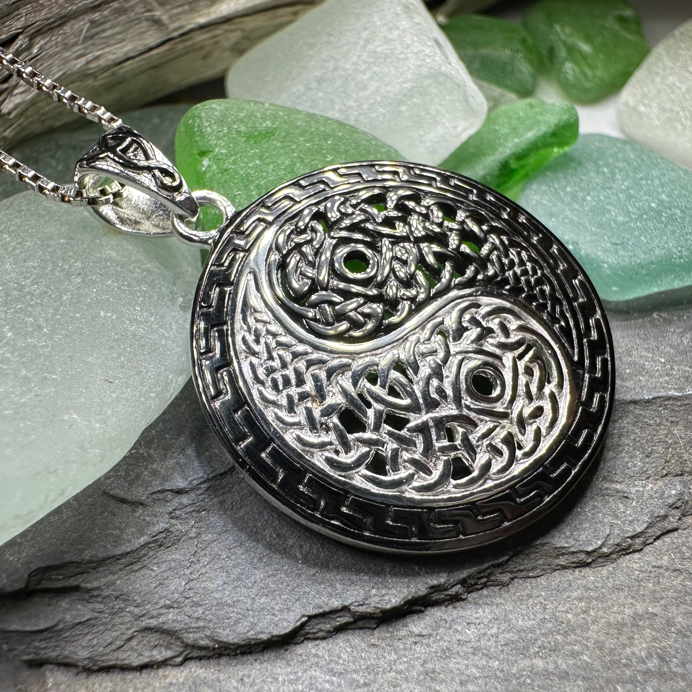Celtic Yin Yang Necklace for Women - Stainless Steel Pendant with Chain - Spiritual Symbol Jewelry for Meditation, Yoga & Everyday Wear