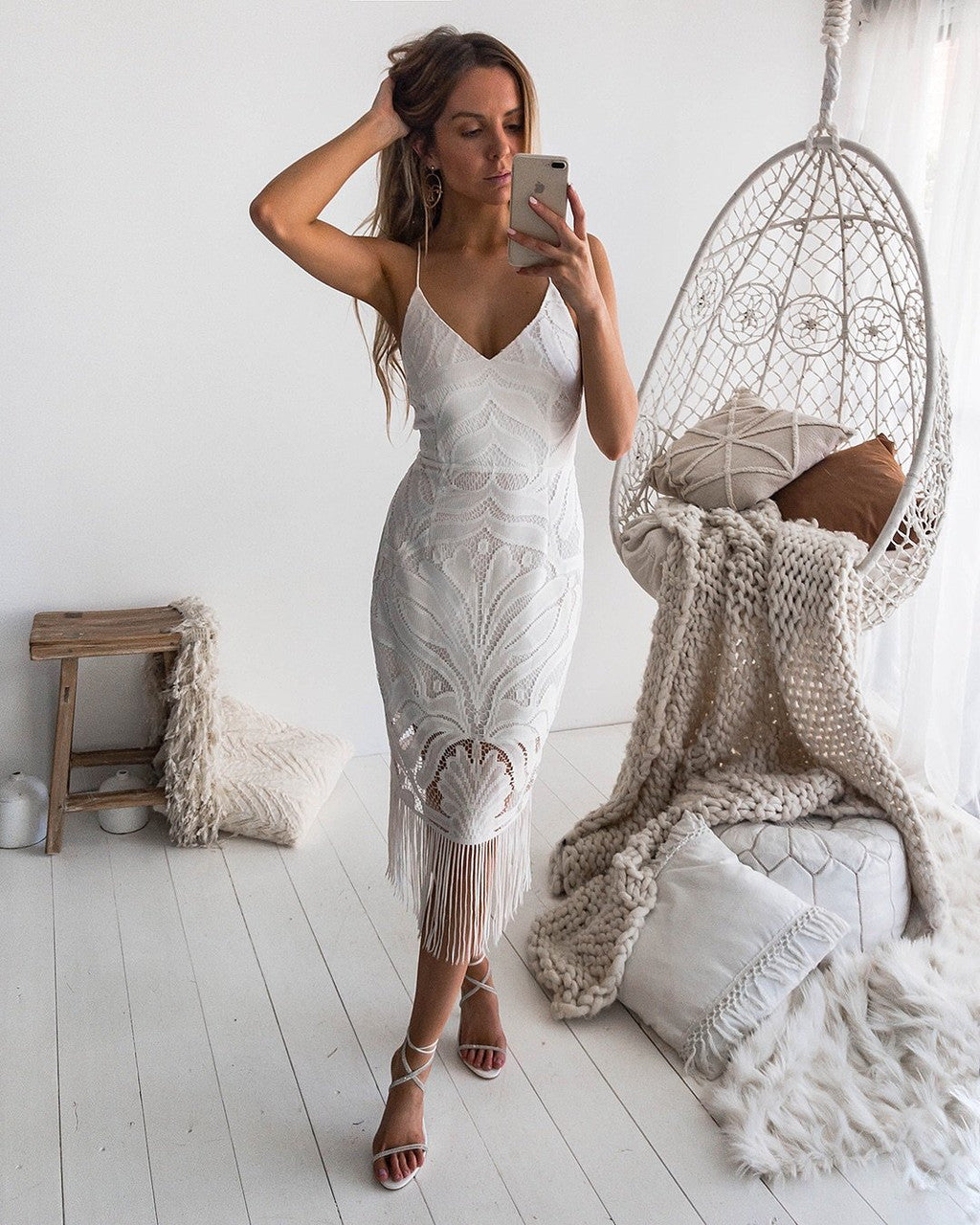 Khaleesi Dress - Elegant White Medieval Gown for Cosplay, Halloween & Renaissance Fairs | Inspired by Game of Thrones