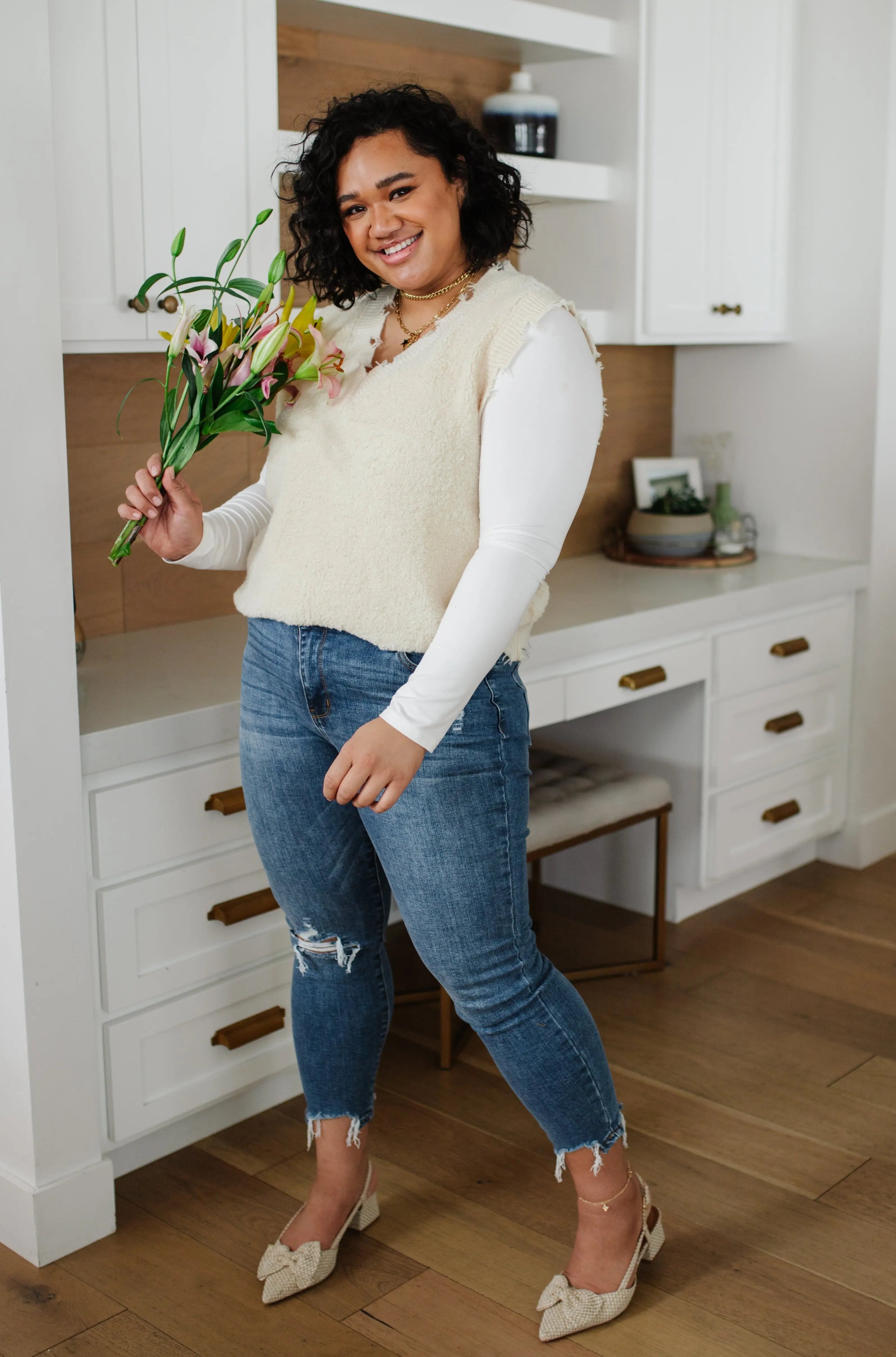 Mid-Rise Distressed Hem Slim Fit Jeans for Women | Trendy Ripped Denim Pants | Perfect for Casual Outings & Street Style