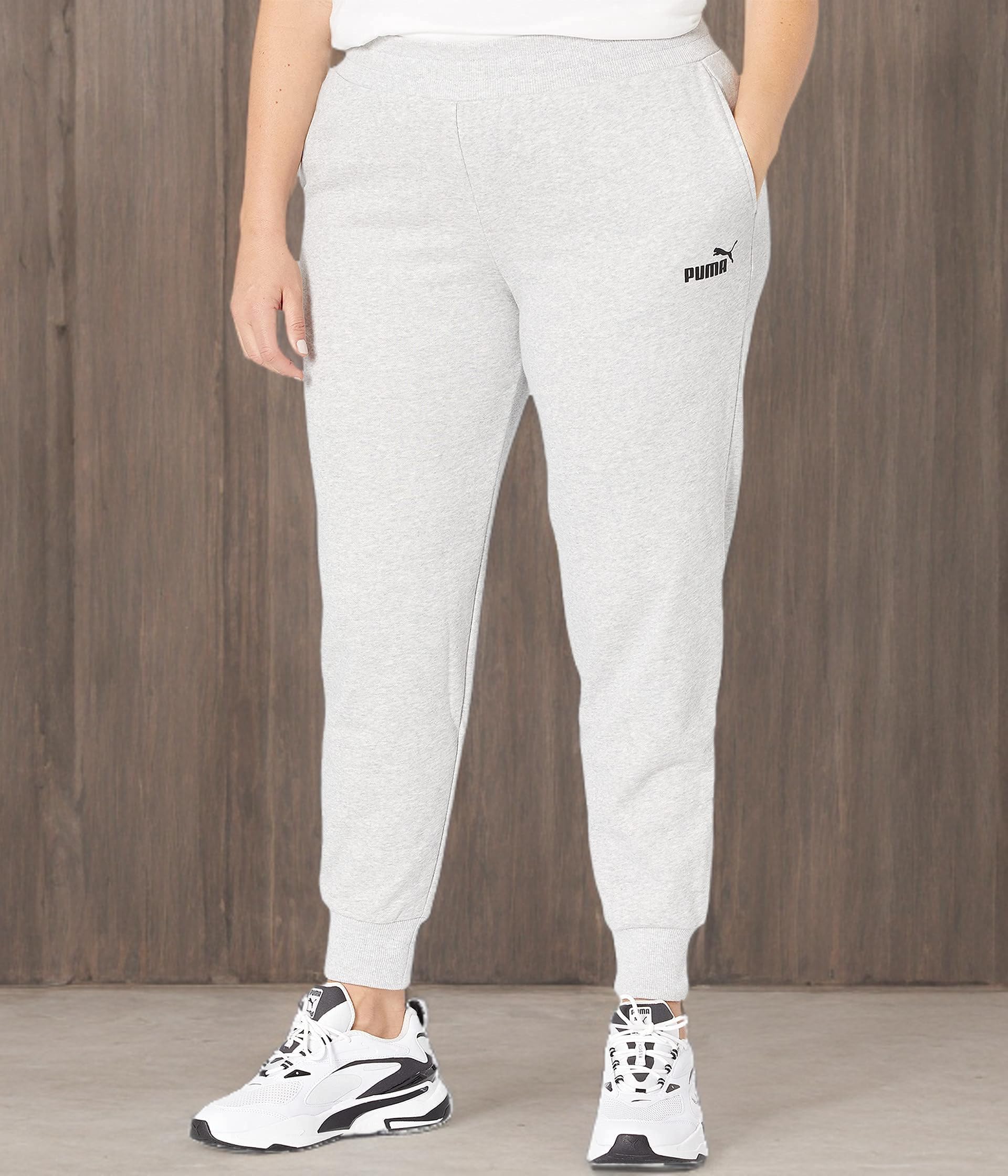 PUMA Women's Essentials Logo Fleece Jogger Pants - Light Grey Heather | Comfortable Athletic Lounge Pants for Running, Yoga & Casual Wear