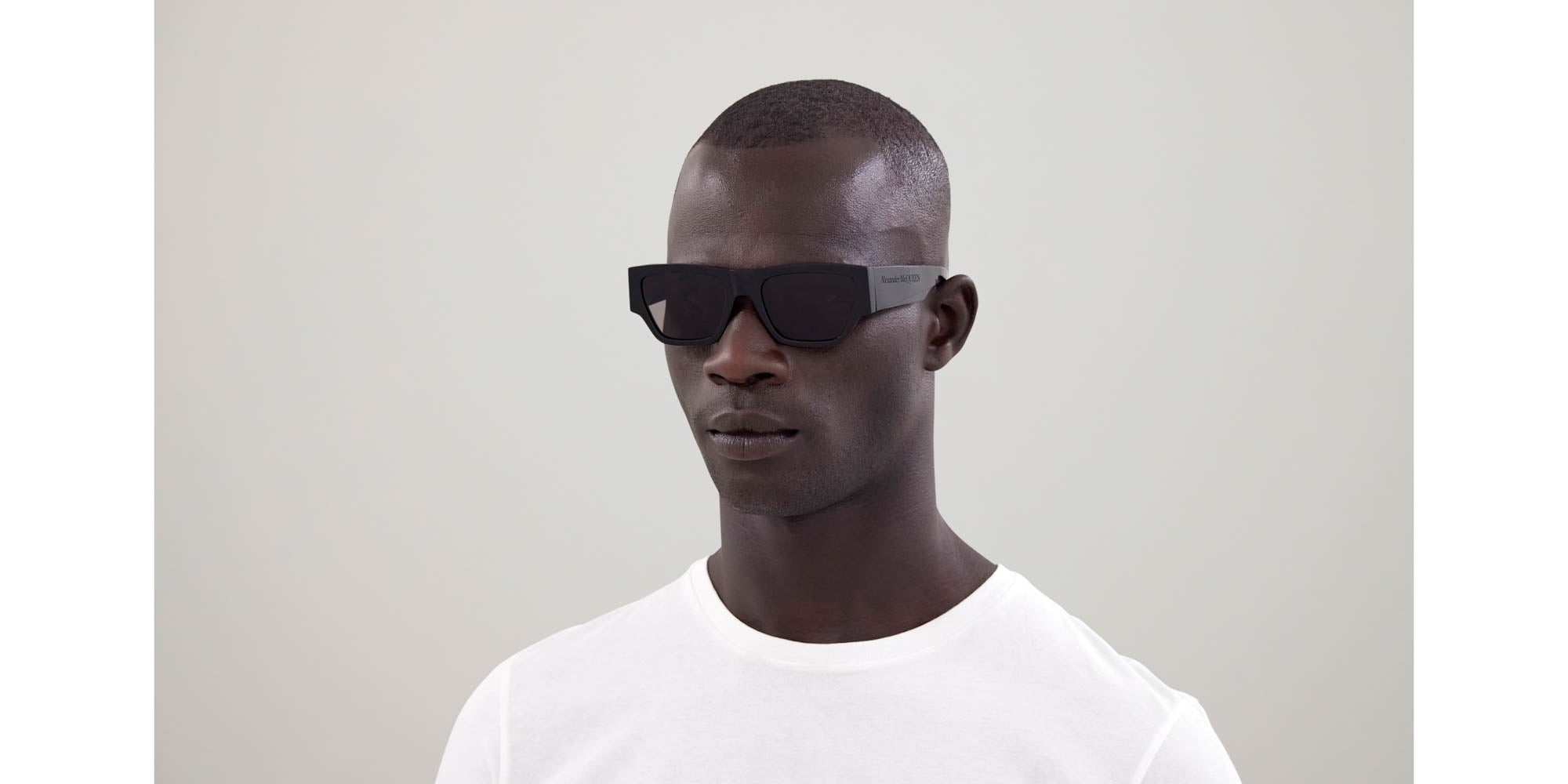 Alexander McQueen AM0393S Sunglasses - Luxury Designer Shades for Men & Women | UV Protection, Stylish & Comfortable | Perfect for Outdoor Activities, Travel & Fashion Statements