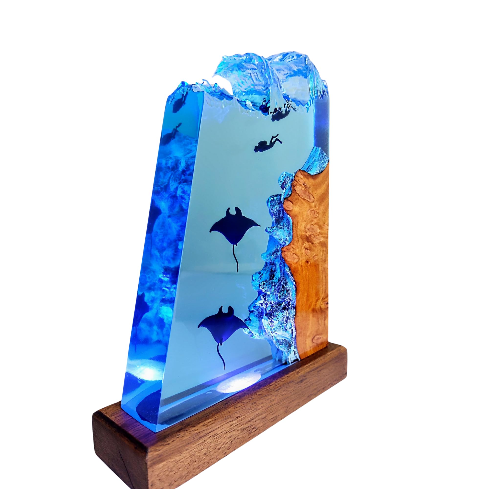 **Manta Ray and Diver Scuba Resin Wood Lamp – Deep Blue Sea Night Light, Ocean Theme Diorama Decor, Large Epoxy Resin Table Lamp for Bedroom, Living Room, Office – Unique Gift for Men & Women (12x6 Inches)**