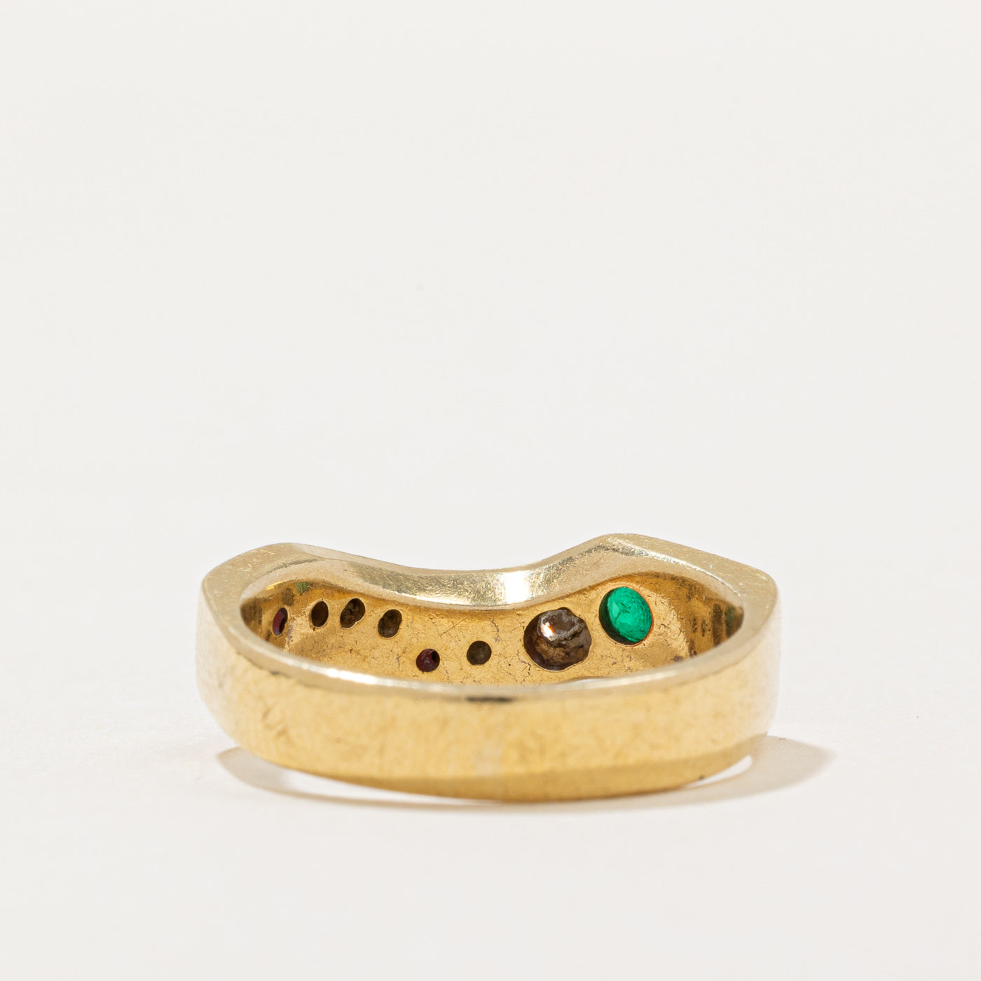0.16ctw Diamond & Emerald Wave Ring for Women | Size 6 | 0.07ct Emerald & 0.09ct Diamond | Elegant Stackable Ring for Wedding, Anniversary & Everyday Wear