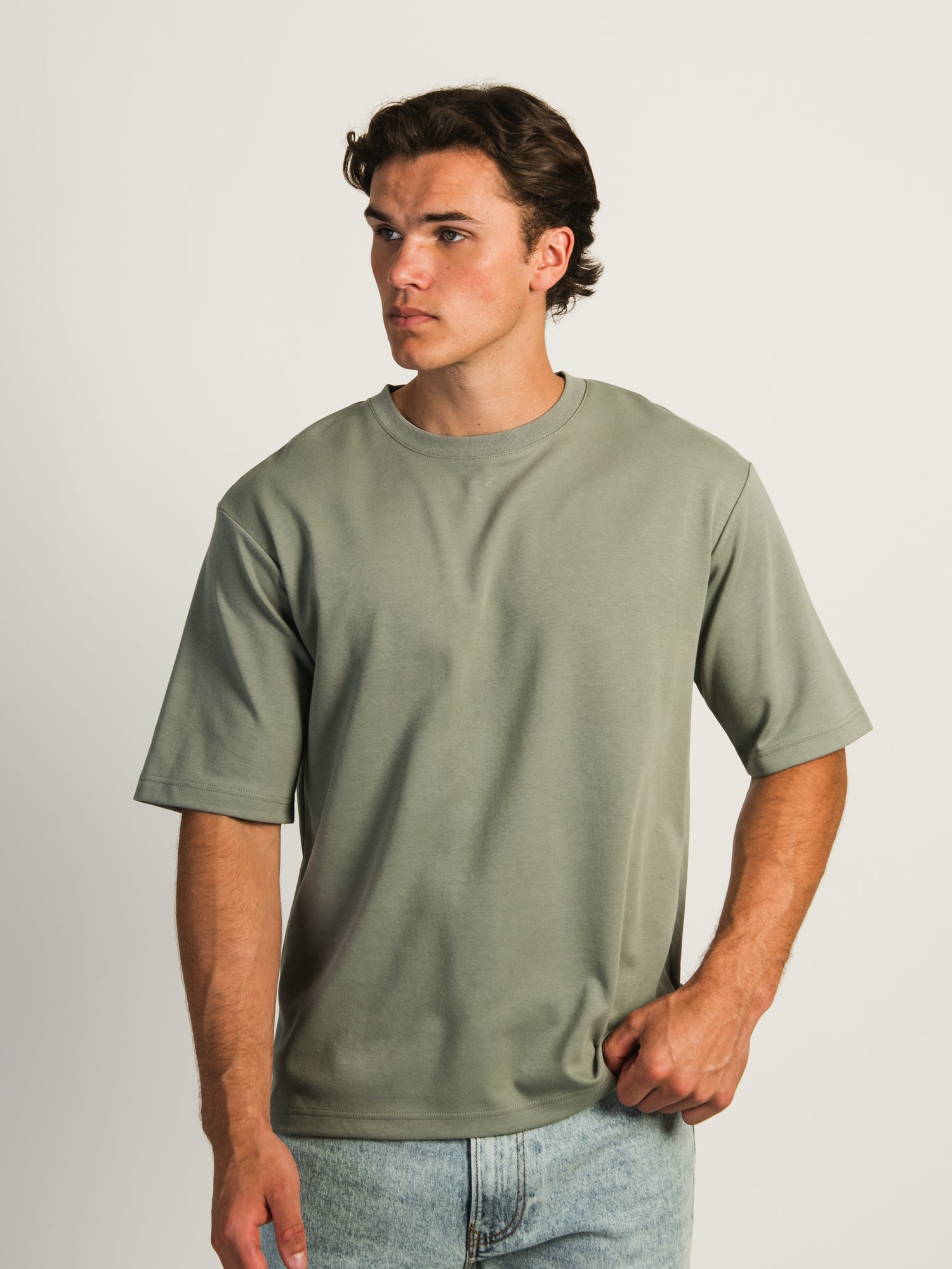 BOXY FIT TEE - Women's Oversized Green Cotton T-Shirt | Casual Streetwear for Everyday Wear | Perfect for Outings, Shopping & Relaxing