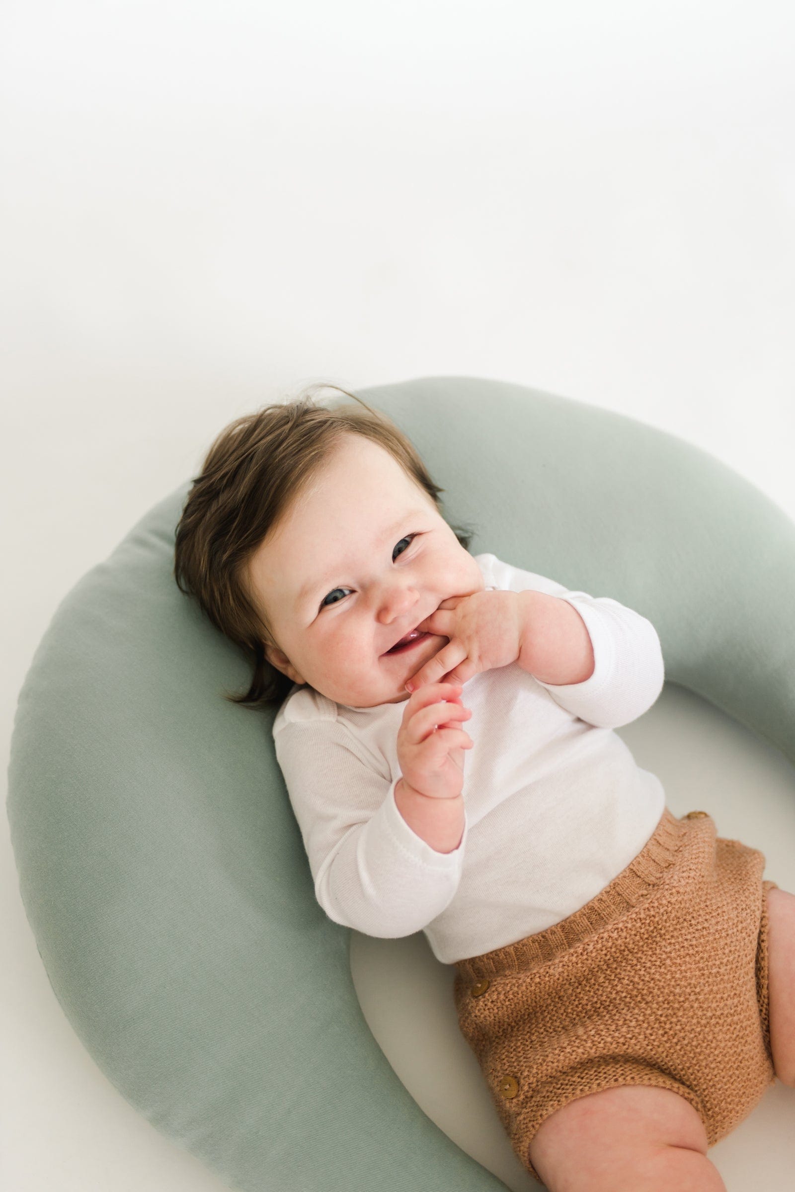 Organic Snuggle Me Nursing Pillow for Breastfeeding Support - Comfortable & Ergonomic Baby Feeding Pillow for Newborns & Infants - Perfect for Nursing, Bottle Feeding & Cuddling at Home or On-the-Go
