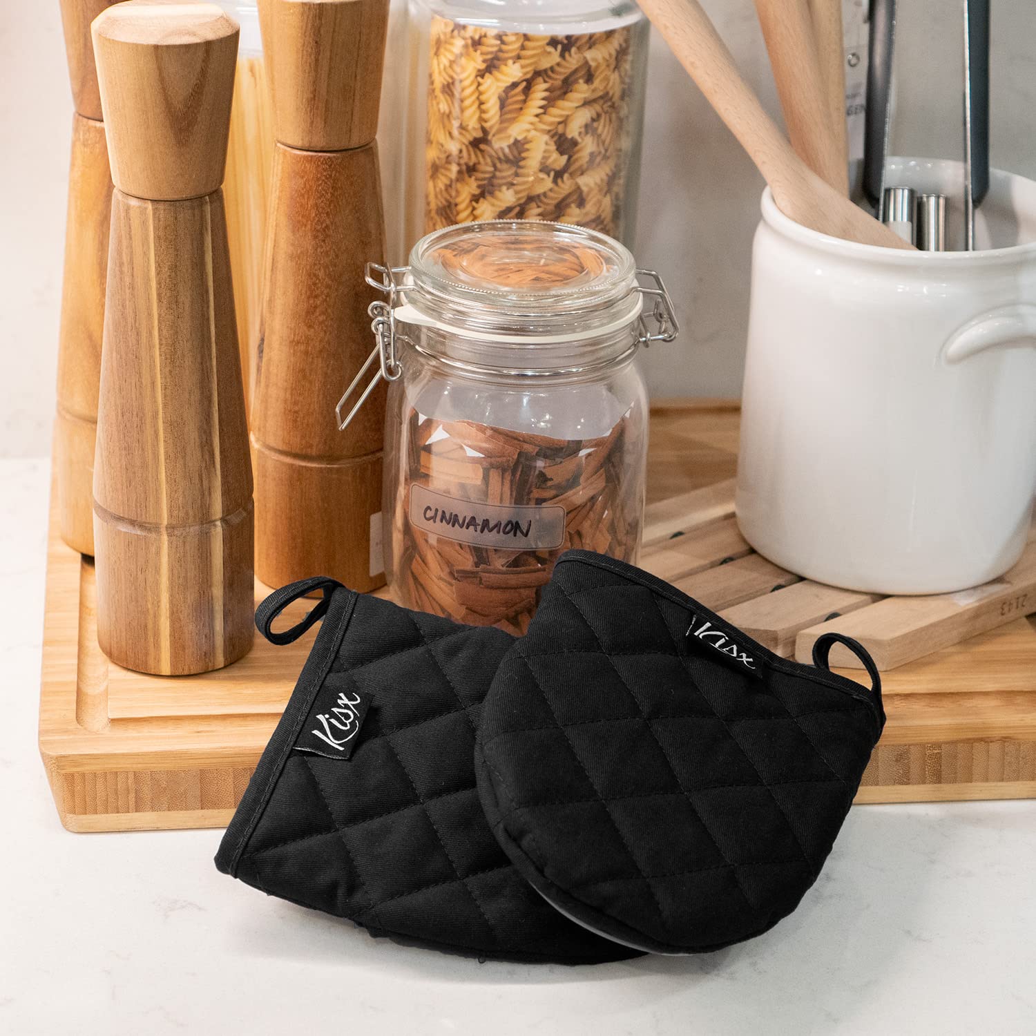 Heat Resistant Silicone Oven Mitts & Pot Holders Set - Black Mini Kitchen Gloves for Baking, Cooking, Grilling - Non-Slip Grip for Safe Handling of Hot Pans, Trays & Dishes