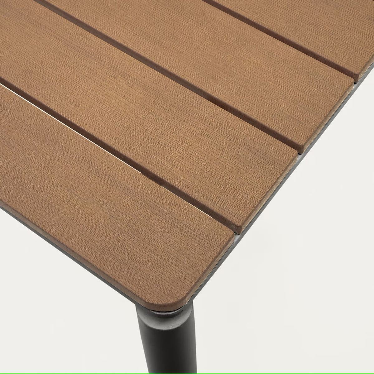 Canyelles Extendable Outdoor Dining Table - Weatherproof Patio Furniture for Garden, Backyard, and Poolside Entertaining