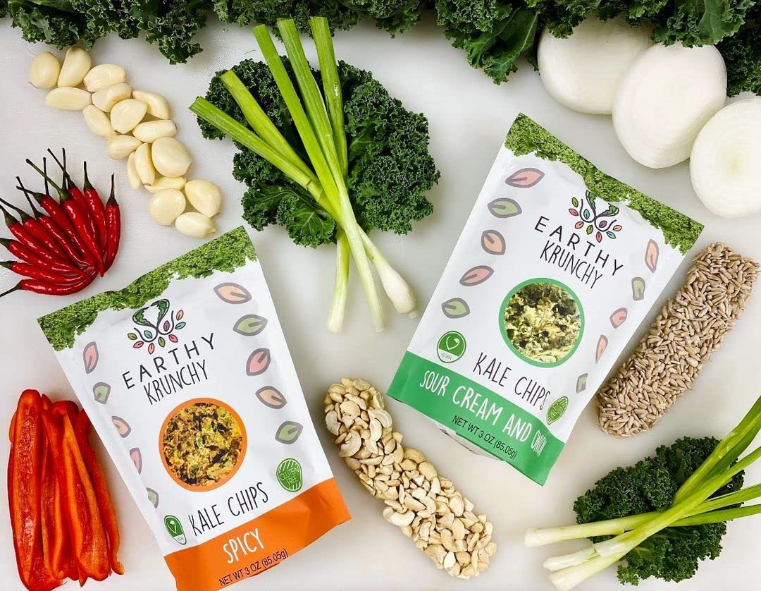 Organic Spicy Kale Chips - Crunchy Vegan Snacks High in Protein & Fiber - All Natural Gluten-Free Dehydrated Kale Chips with No Sugar or Preservatives - Perfect for Healthy On-the-Go Snacking, Keto Diet & Weight Loss
