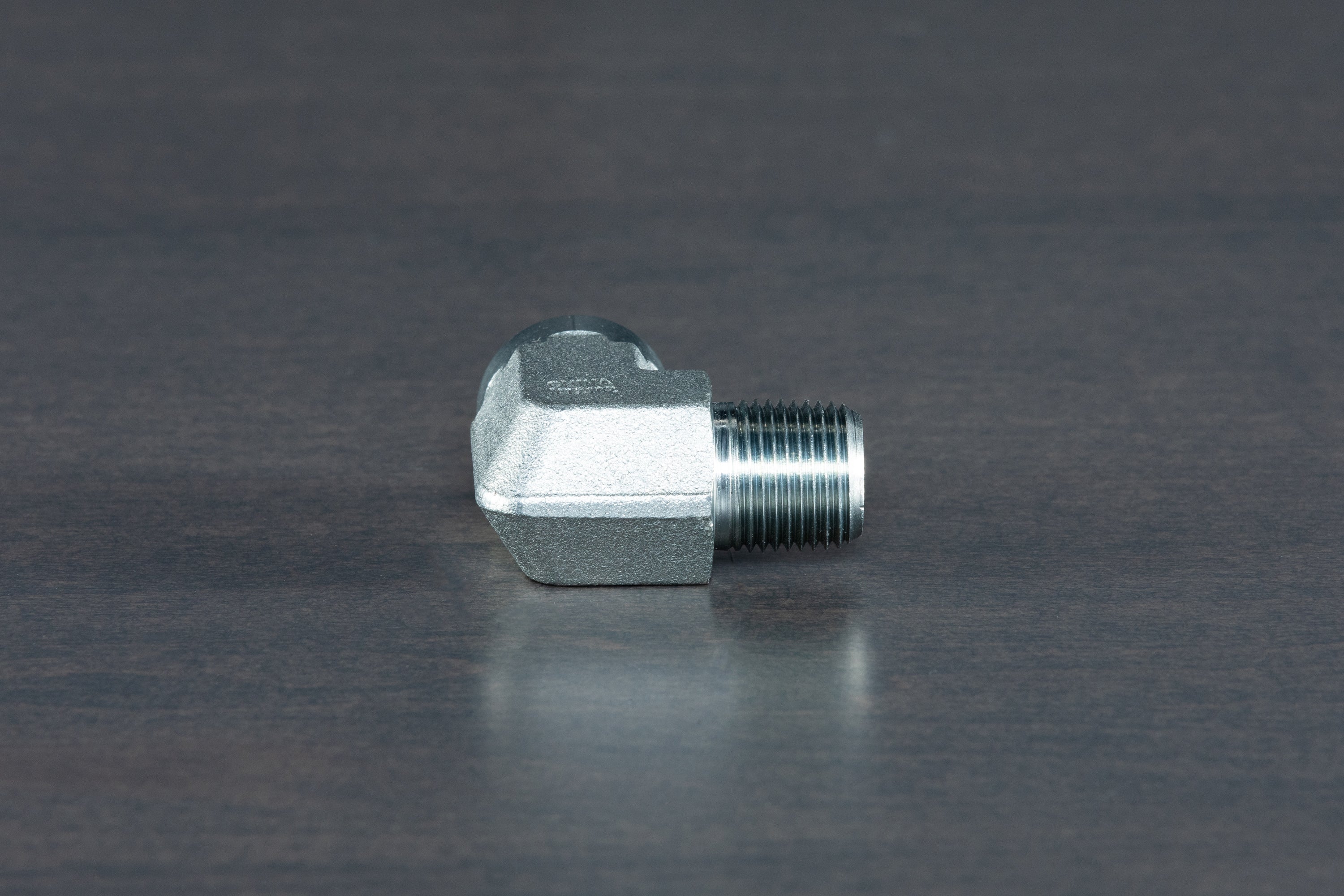 Stainless Steel 3/8 NPT 90° Elbow Fitting - Corrosion Resistant Pipe Connector for Plumbing, Gas, and Hydraulic Systems