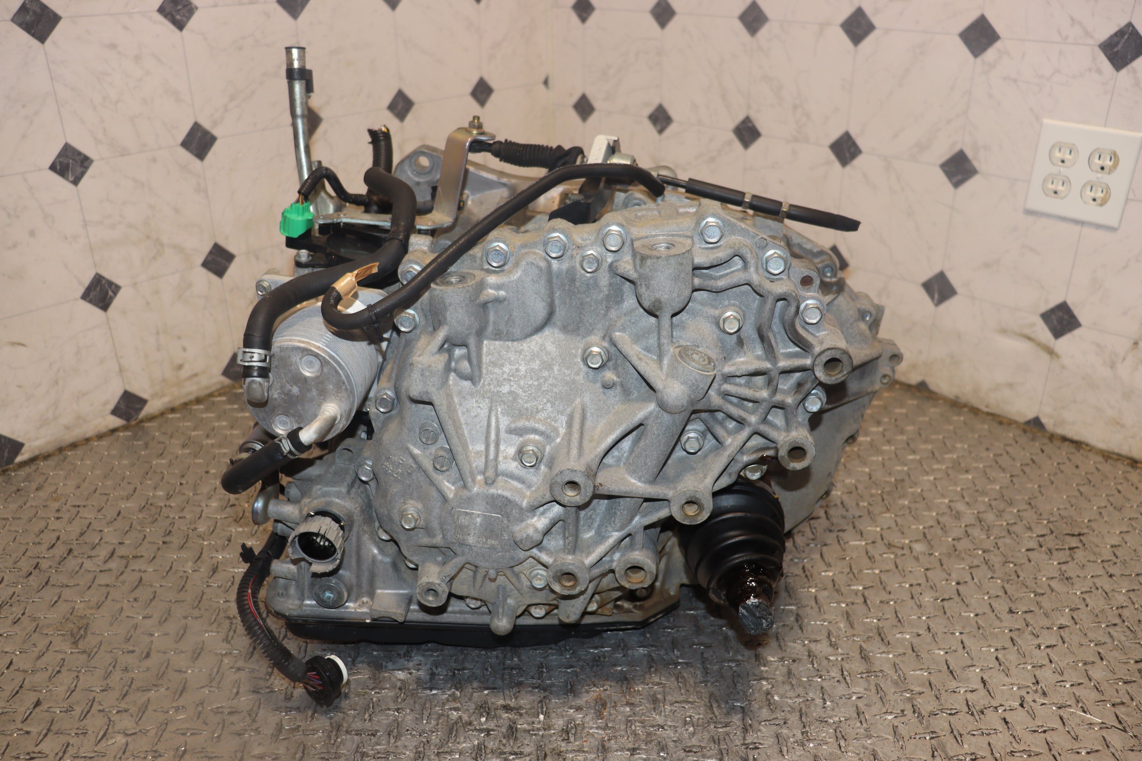 JDM MR20 Auto Transmission for 2007-2012 Nissan Sentra 2.0L - Perfect Replacement for Smooth Gear Shifting & Enhanced Performance