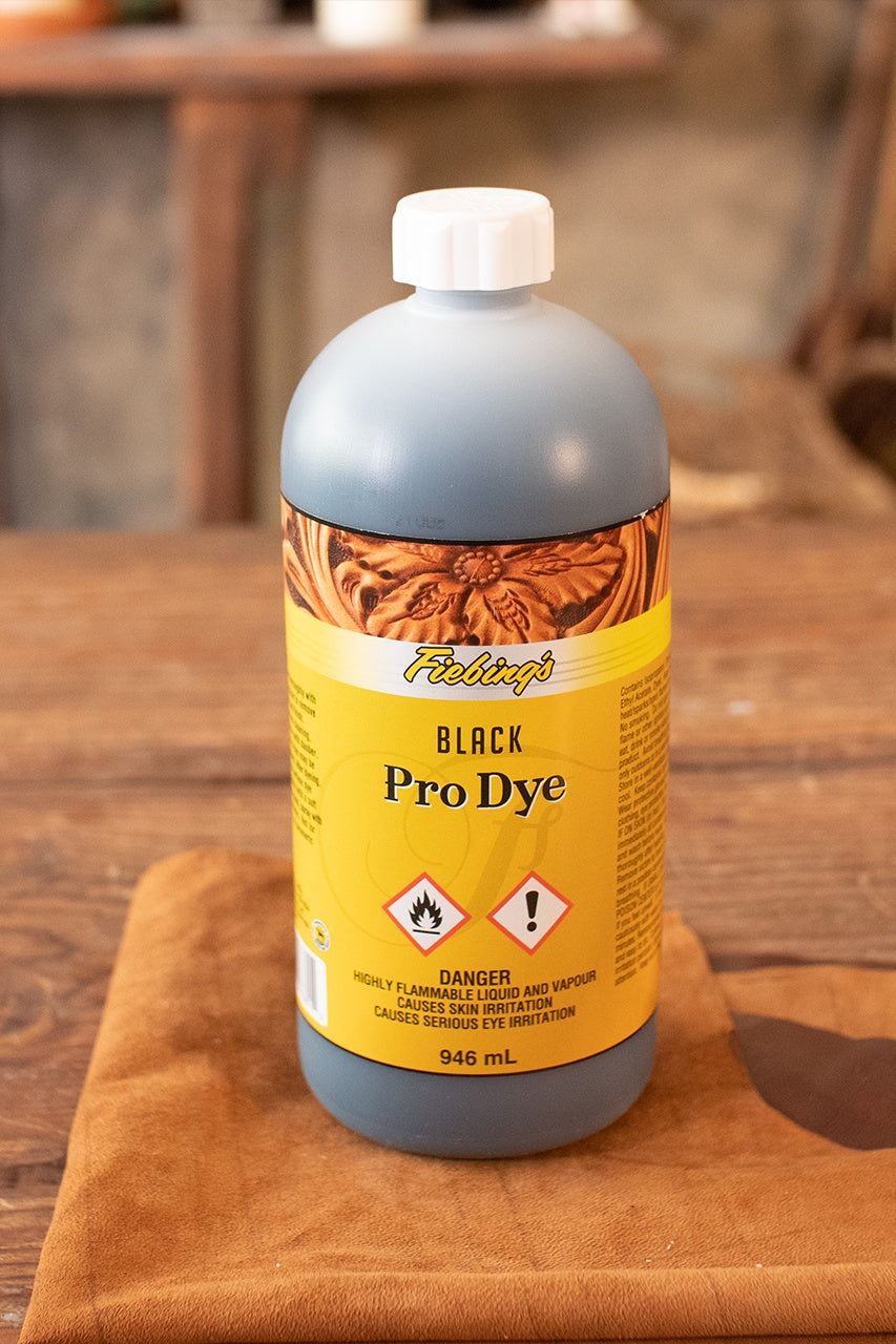 Fiebing's Oil Dye - 946ml (32oz) Leather Dye for Shoes, Bags & Furniture - Professional Black Leather Stain & Finish - Perfect for DIY Leather Crafting & Restoration Projects