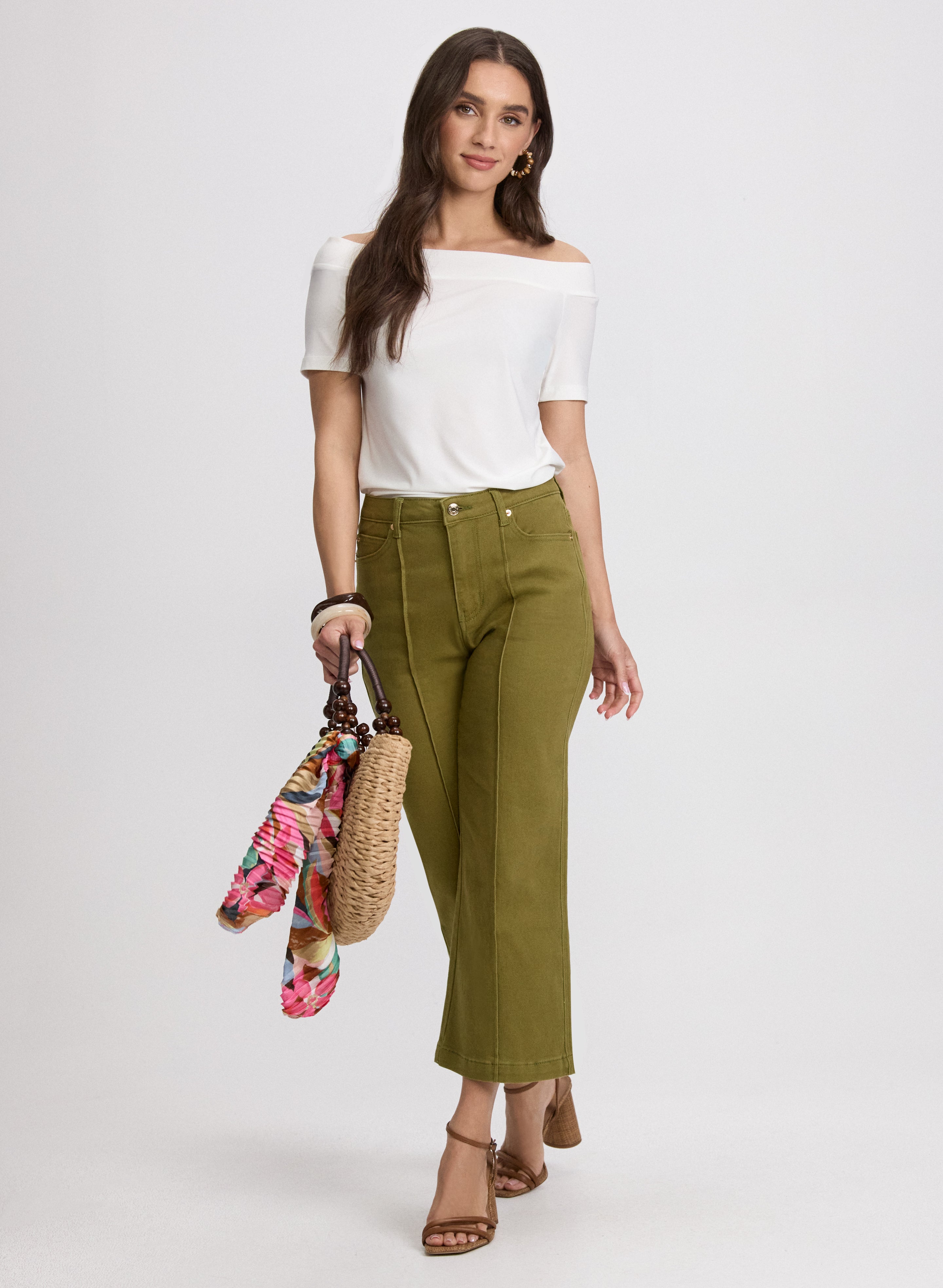 Women's High Waisted Cropped Flare Jeans - Stretchy Denim Pants for Casual & Retro Style | Perfect for Everyday Wear, Date Night & 70s Fashion Looks