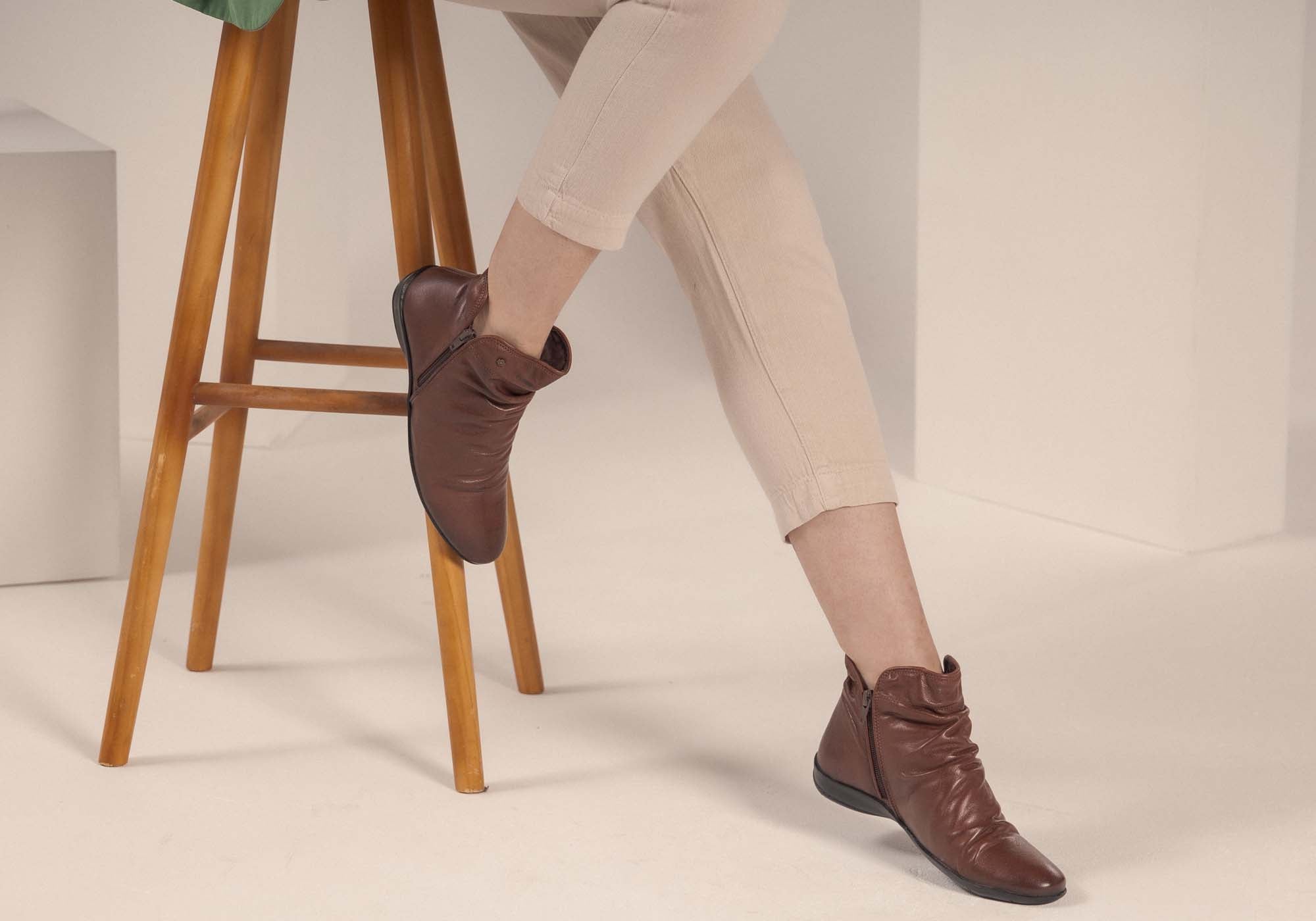 Perlatto Linda Women's Comfortable Leather Ankle Boots - Brazilian Made Leather Booties for Walking, Work & Casual Outfits