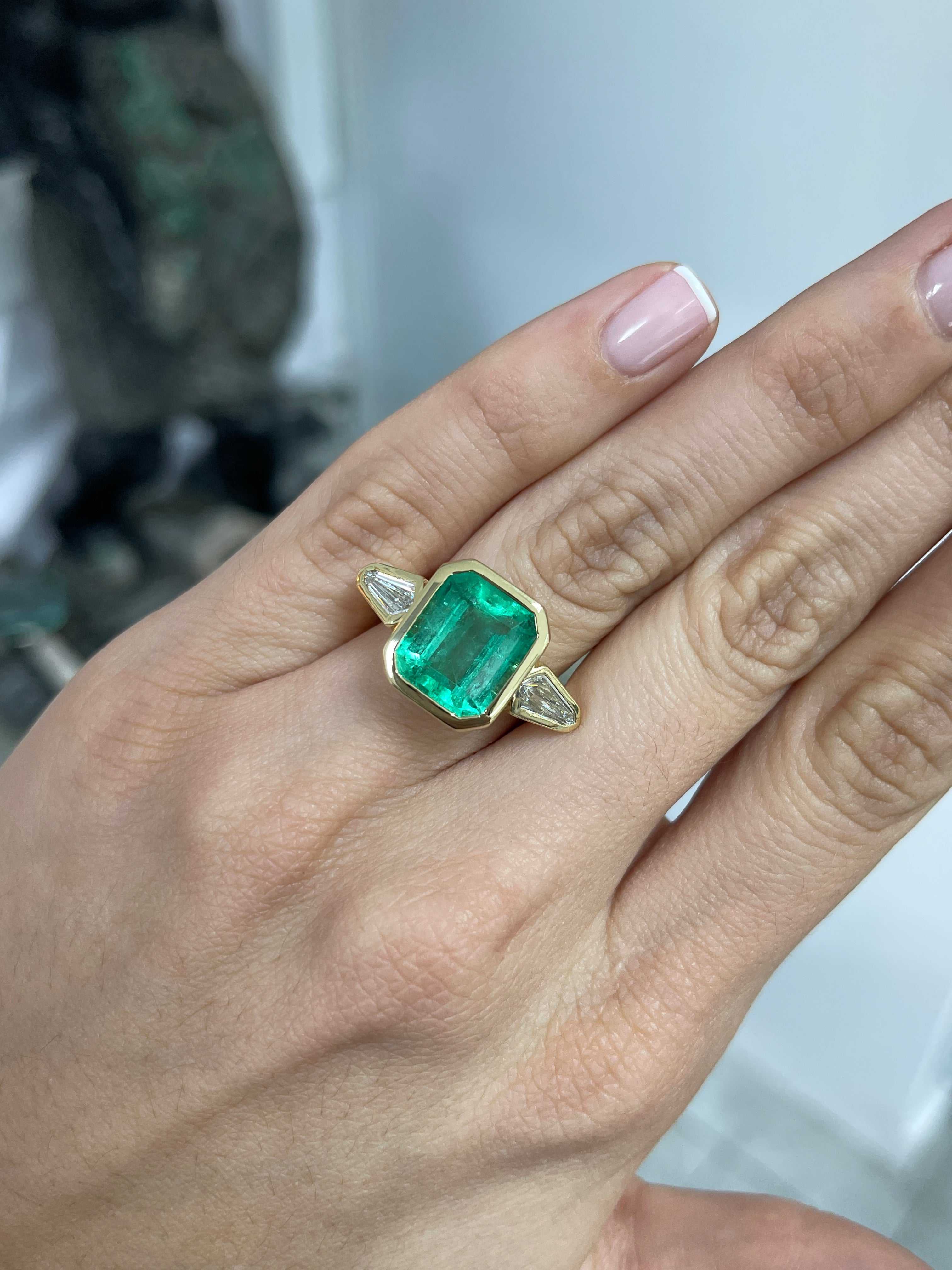 7.49tcw Colombian Emerald & Kite Diamond Three Stone Ring in 18K Gold Bezel Setting - Perfect for Engagement, Anniversary & Special Occasion Jewelry Gifts