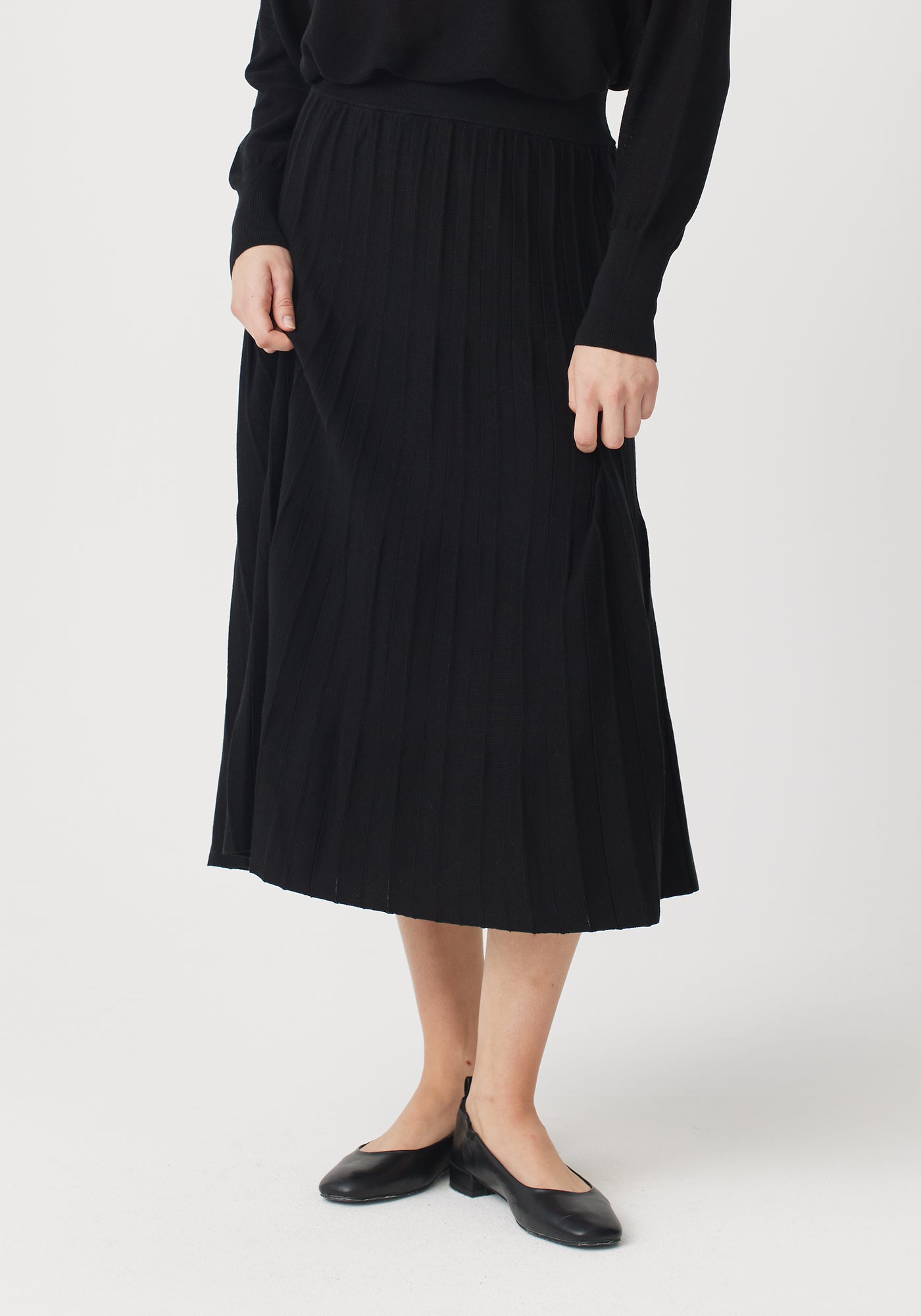 Alice Pleated Skirt for Women - Flowy Midi Skirt with Elastic Waist | Perfect for Office, Date Night & Spring Outfits