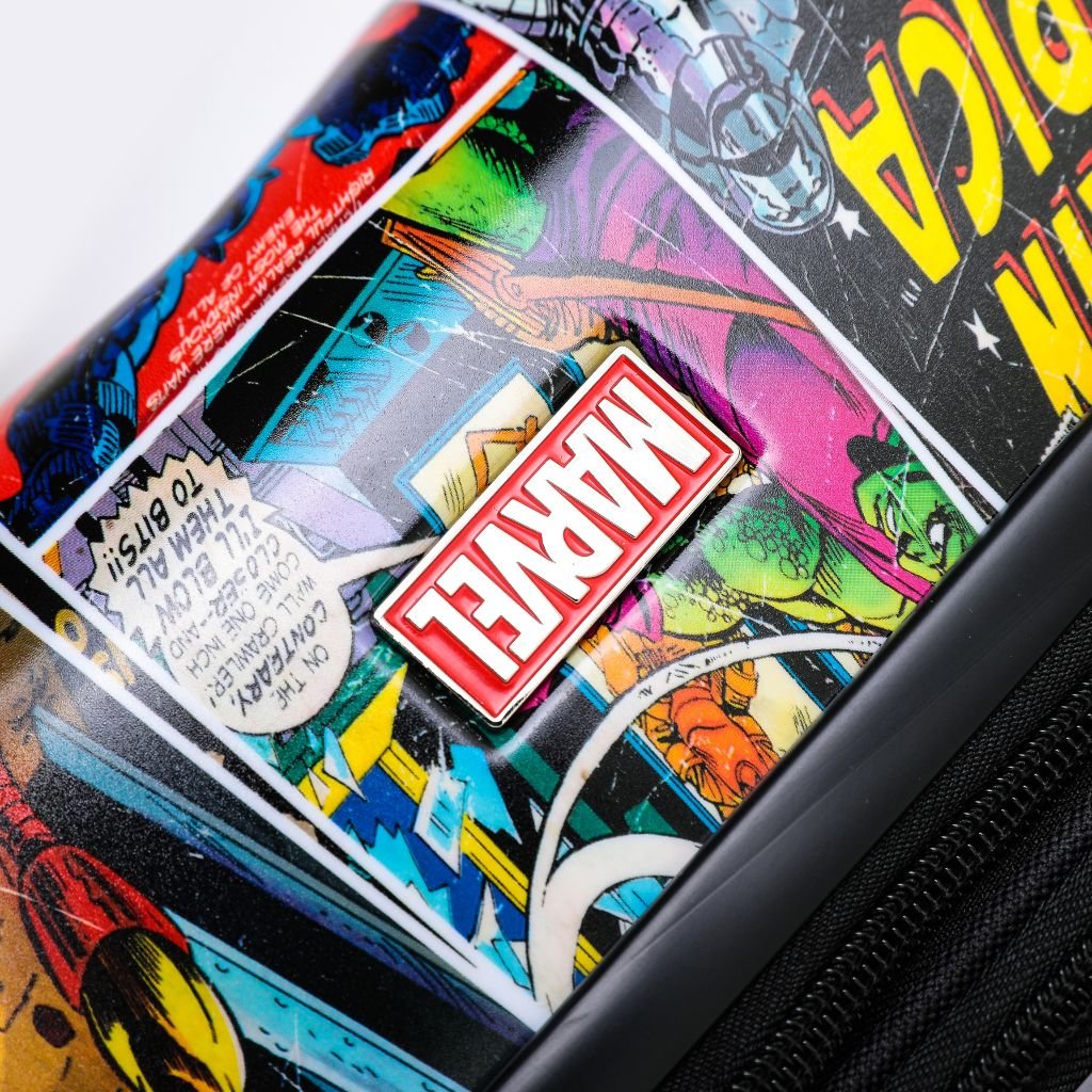 Marvel Comics Medium Hardsided Suitcase - Lightweight Spinner Luggage for Travel, Business & Vacation - Perfect for Superhero Fans & Collectors